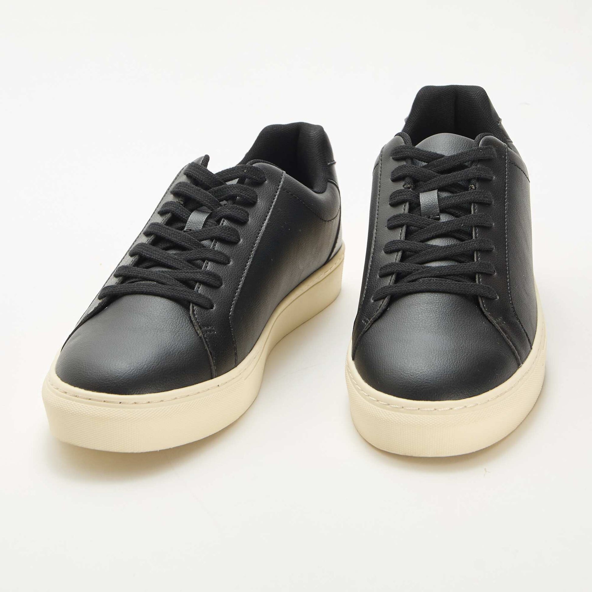 Textured low-top trainers BLACK