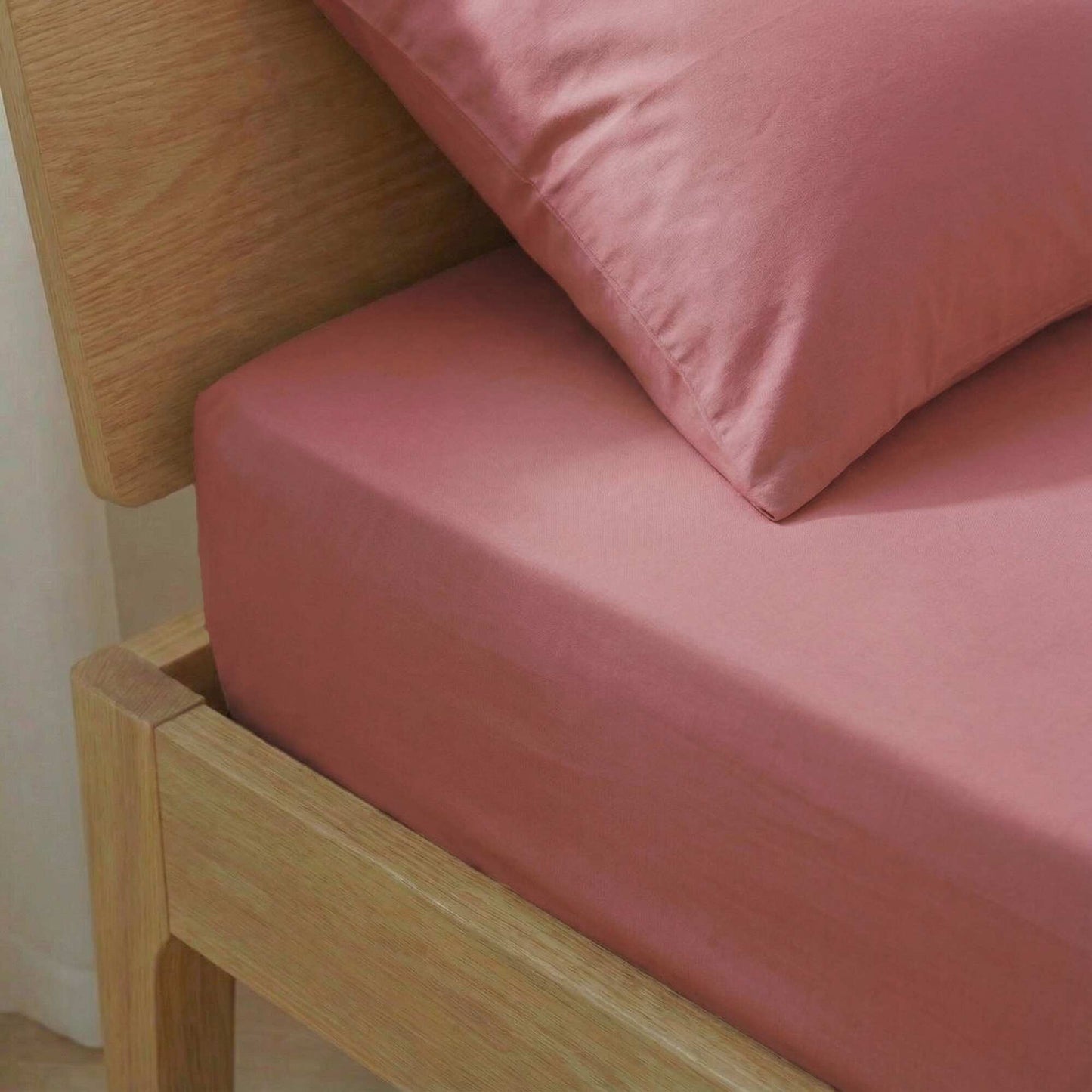 Solid Fitted Sheet 140 x 200 cm PINK