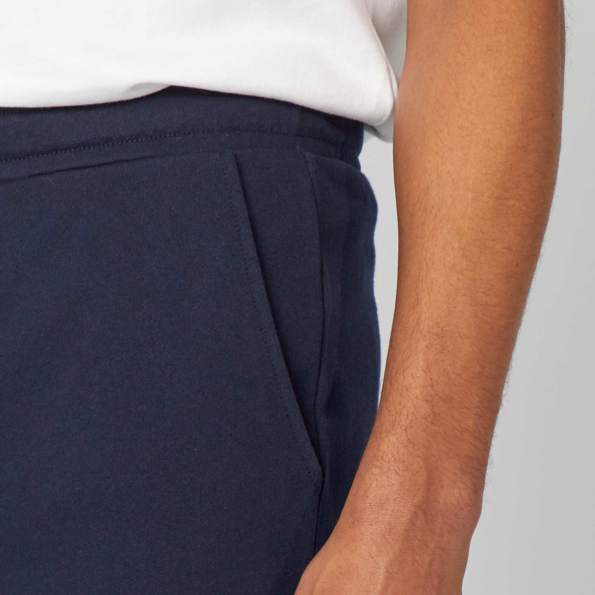 Lightweight sweatshirt fabric Bermuda shorts BLUE