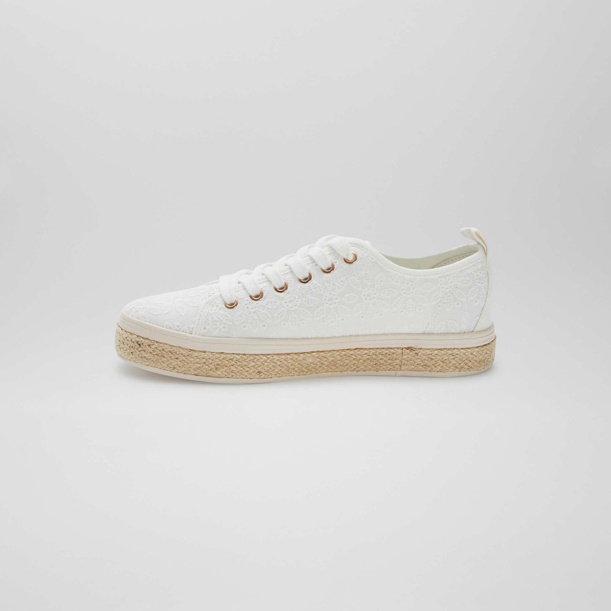CRF17_1_ZC4