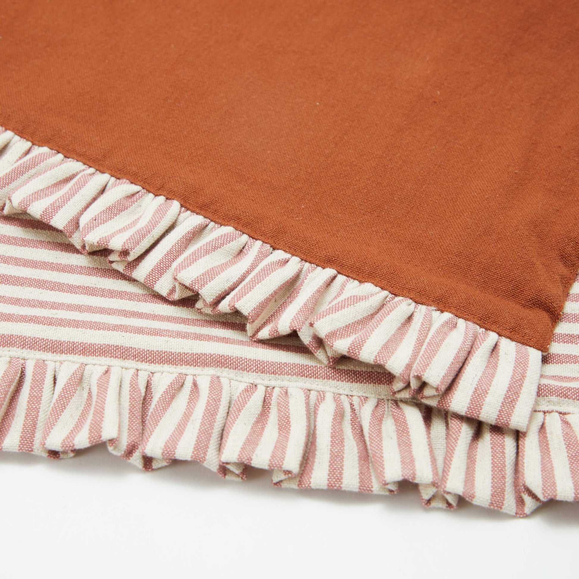 Set of 2 Ruffled Placemats (32x45 cm) PINK