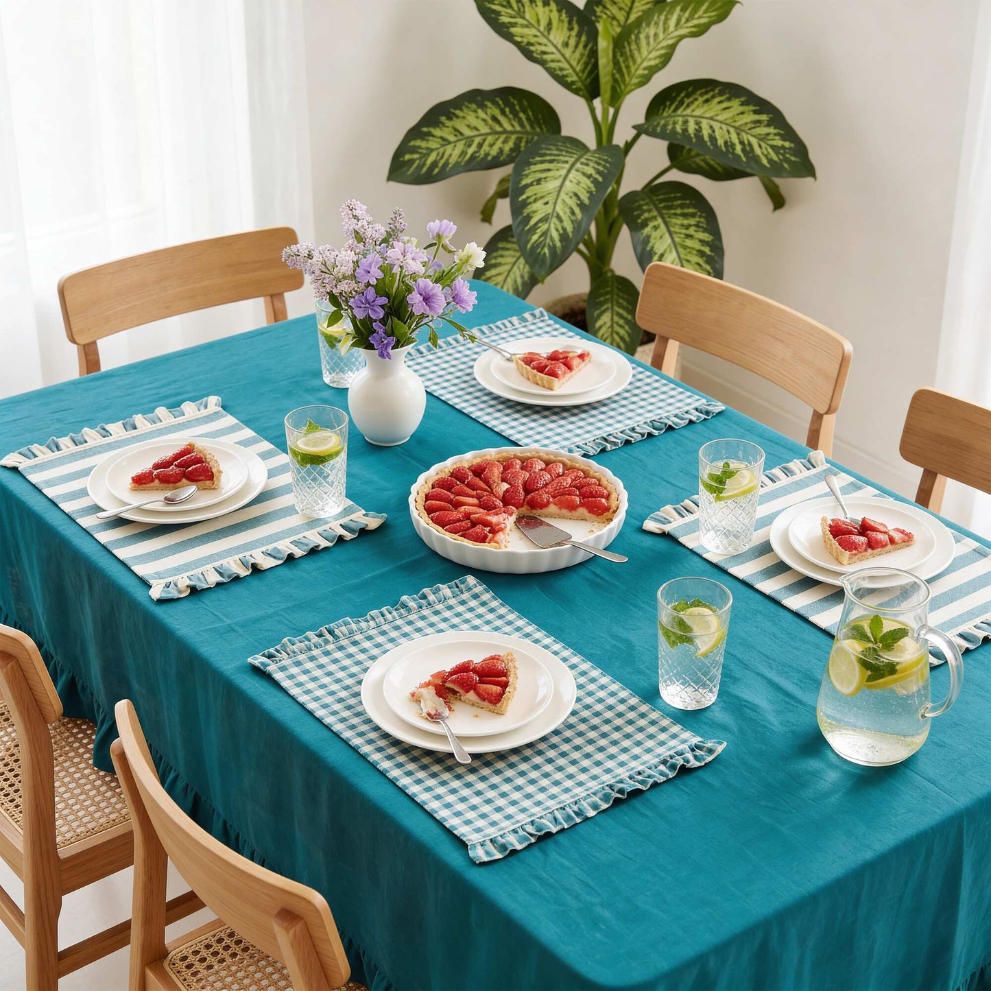 Set of 2 Ruffled Placemats (32x45 cm) BLUE