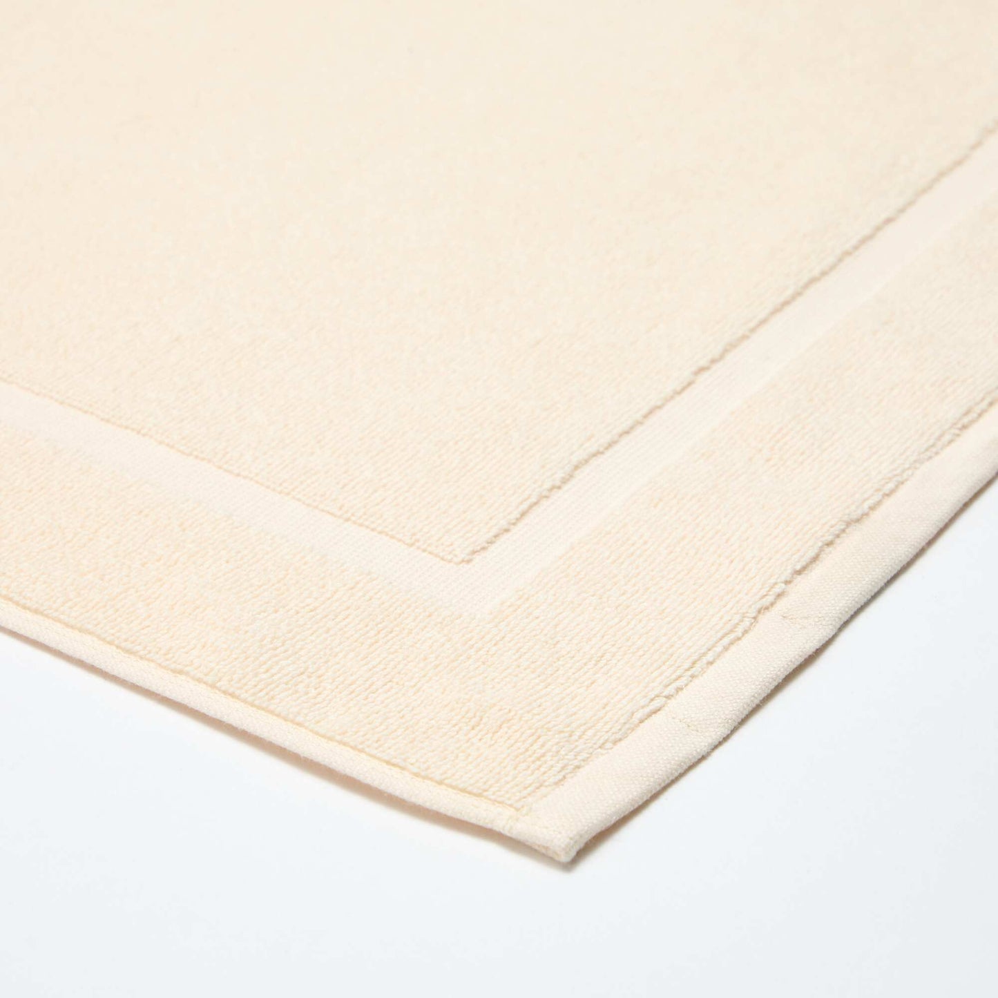 Bath Mat 80 x 50 cm WHITE