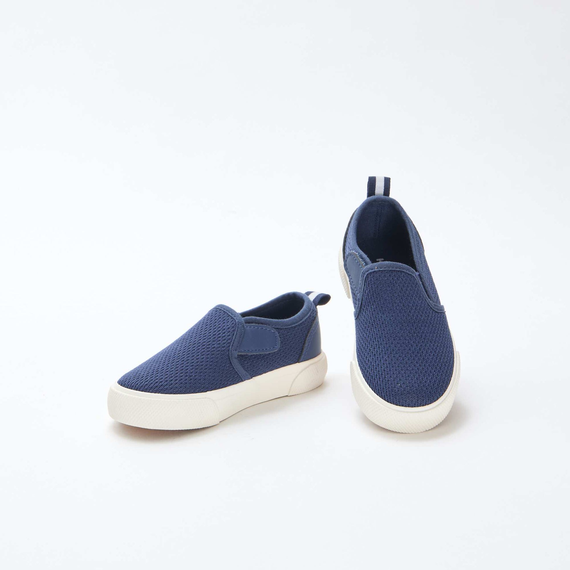 Plain Mesh Slip-On Sneakers BLUE