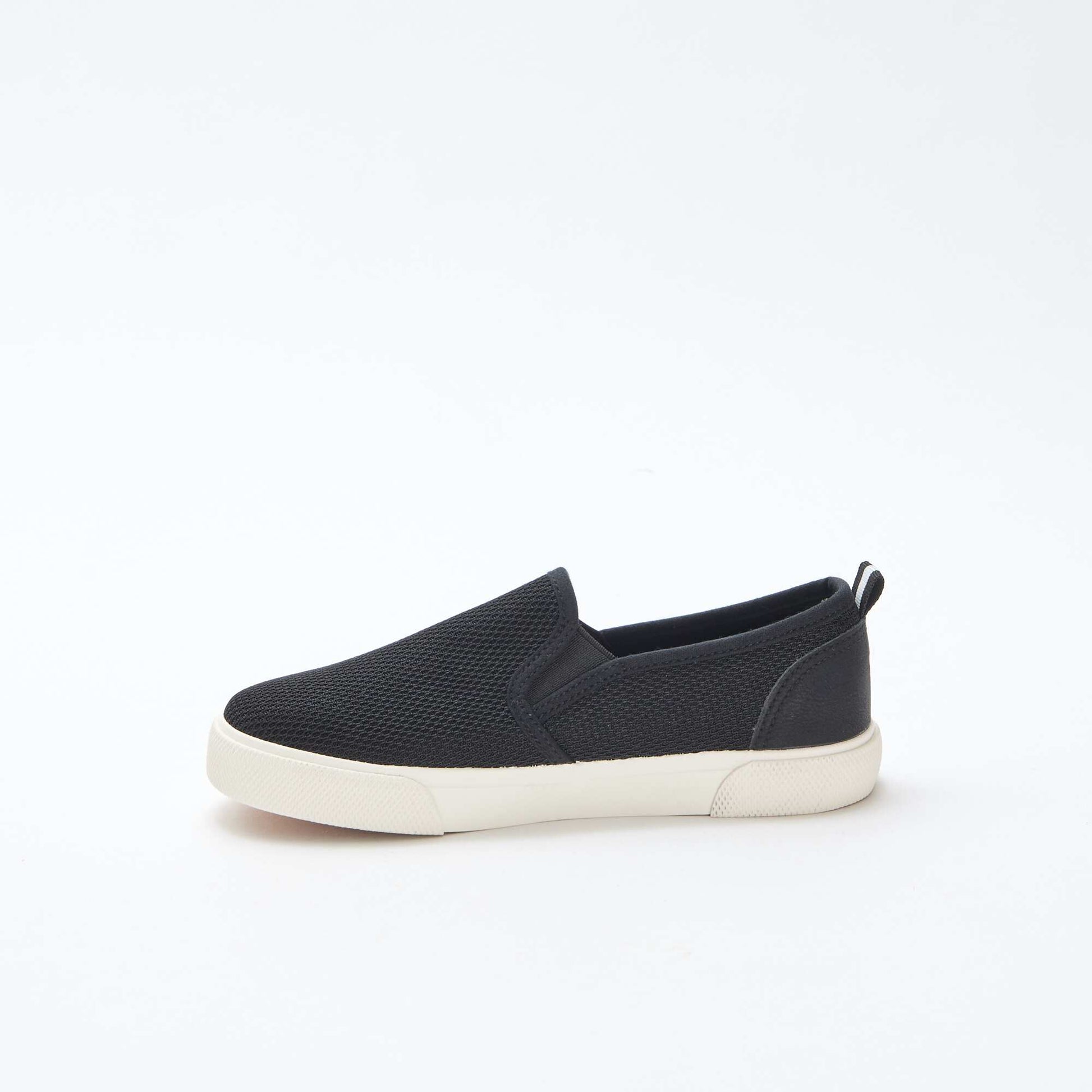 Slip-on Low-Top Mesh Trainers BLACK