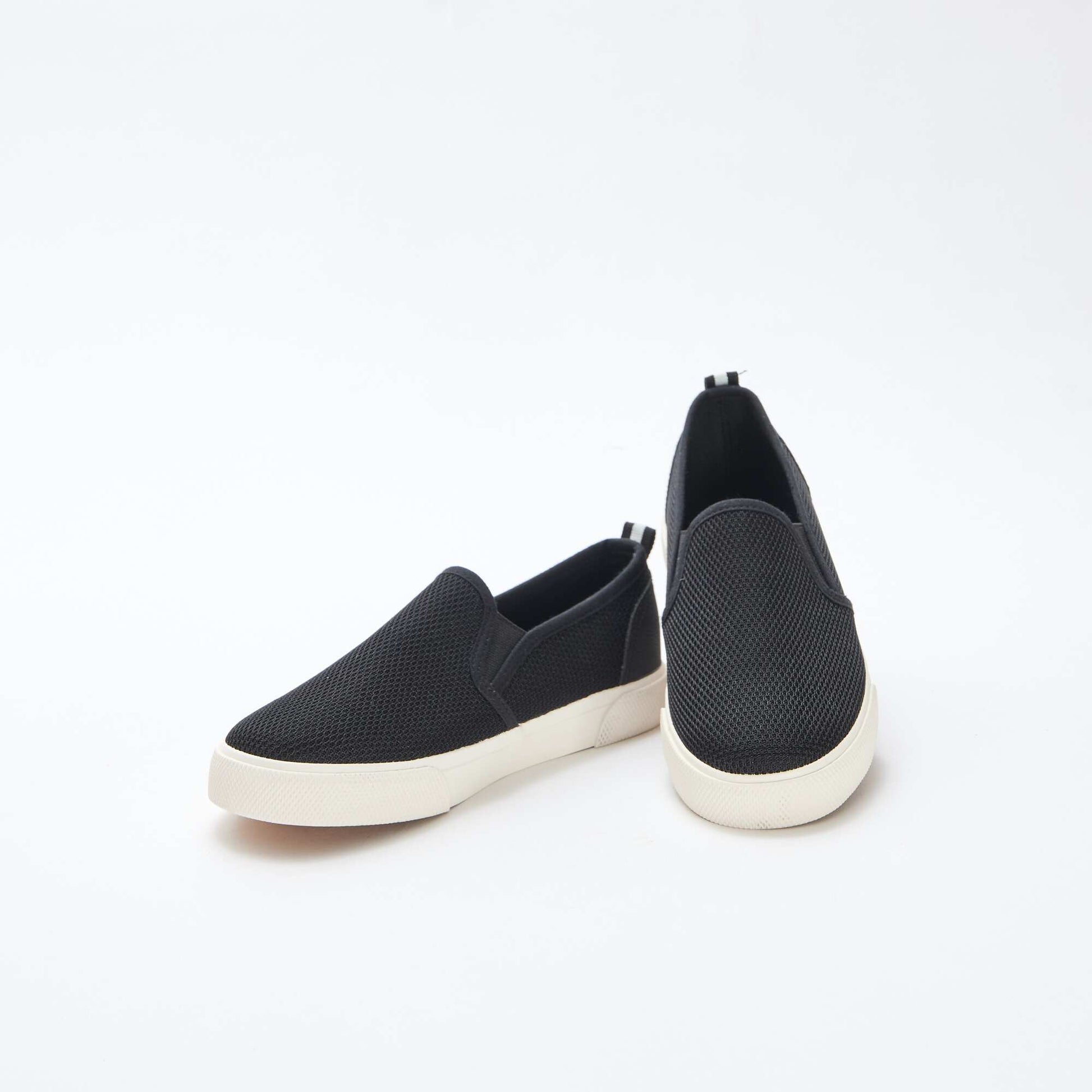 Slip-on Low-Top Mesh Trainers BLACK