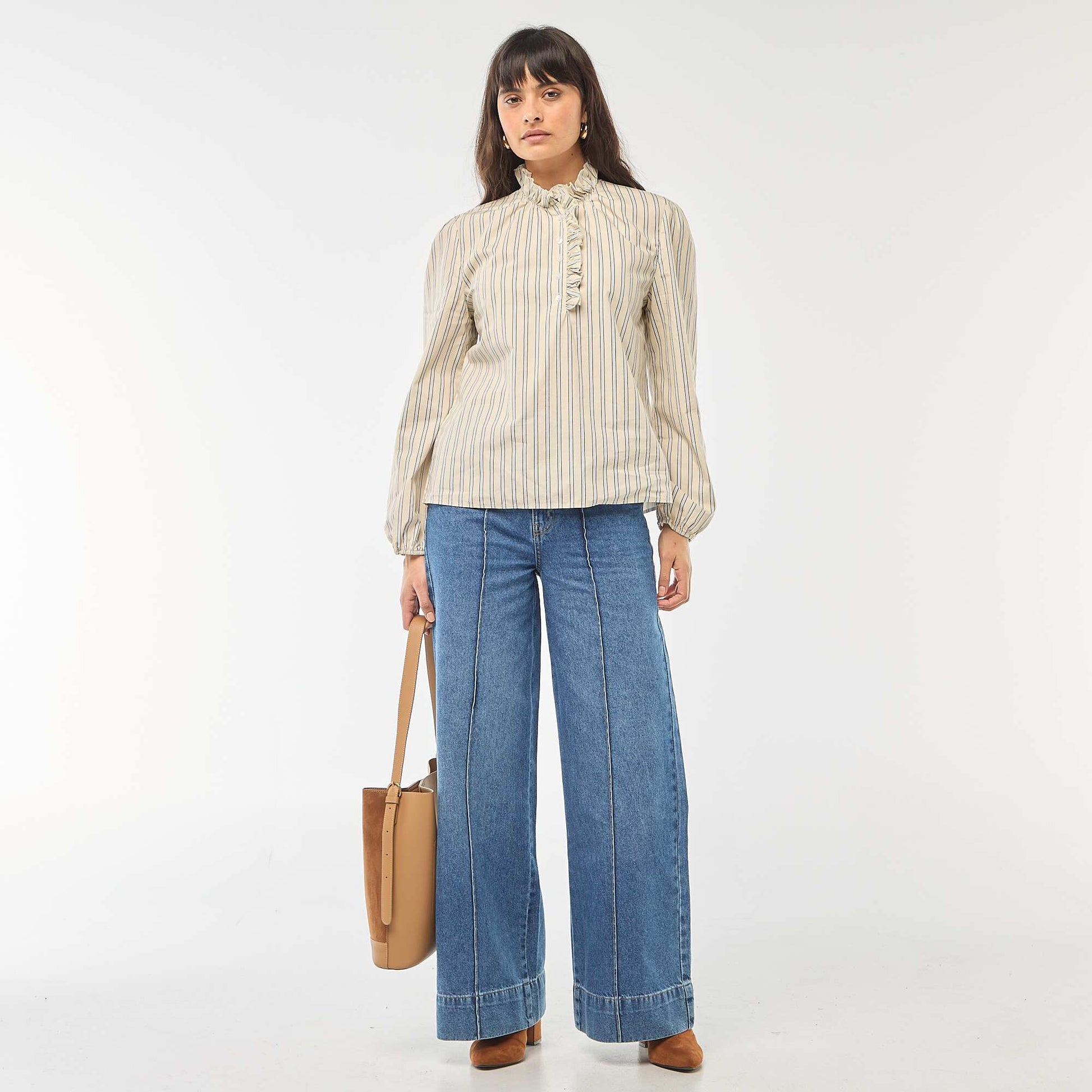 Blouse with Ruffled Collar and Opening WHITE