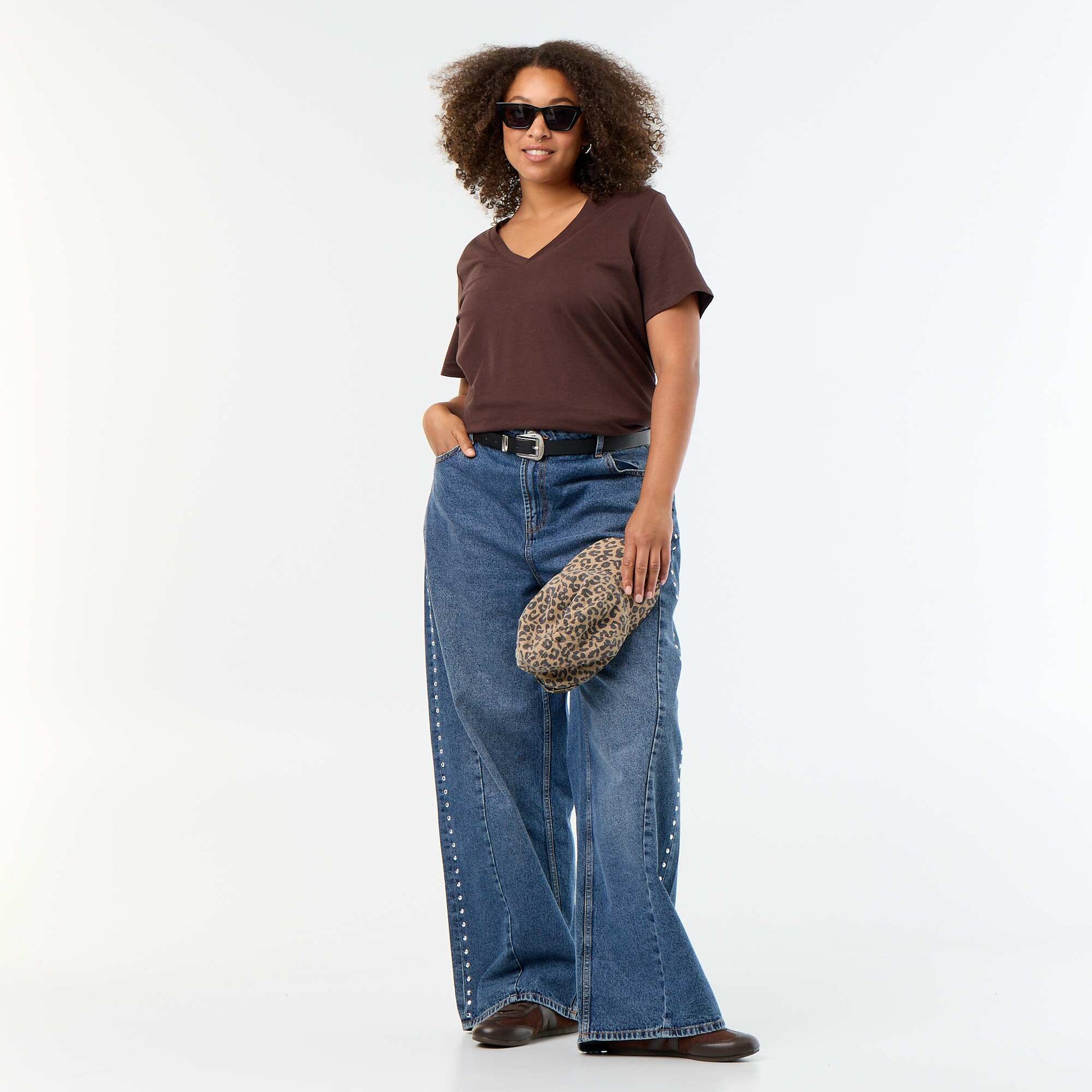 Basic V-neck Short-Sleeve T-shirt BROWN