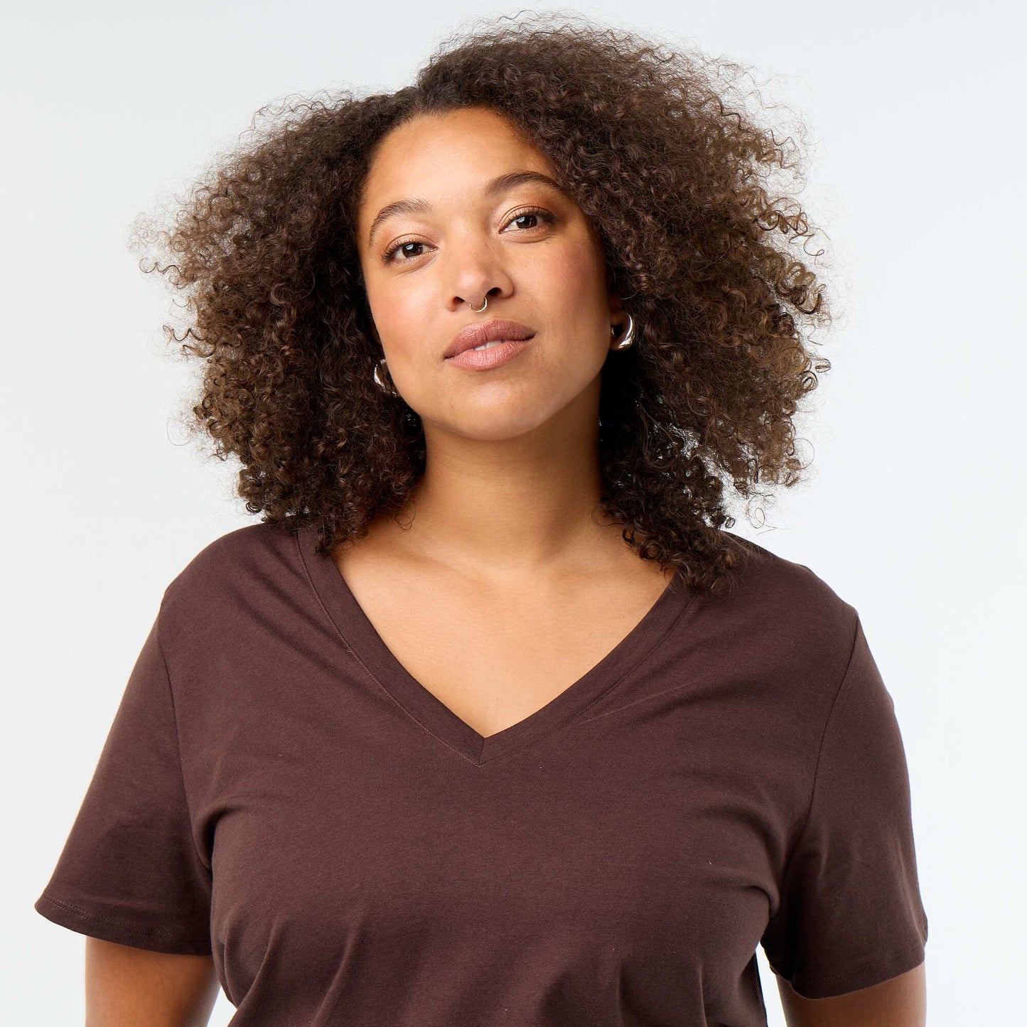 Basic V-neck Short-Sleeve T-shirt BROWN