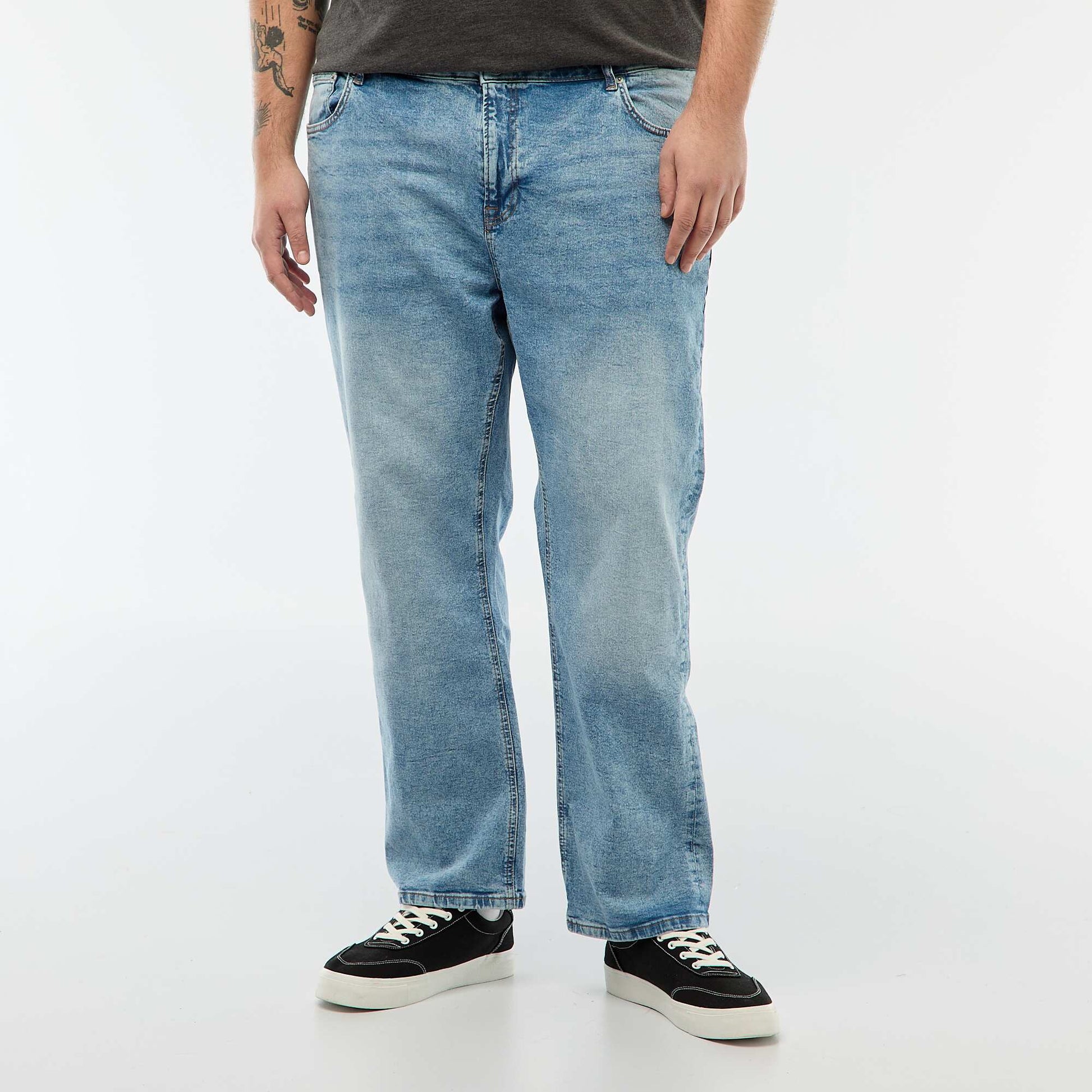 Regular fit / straight leg jeans with 5 pockets BLUE