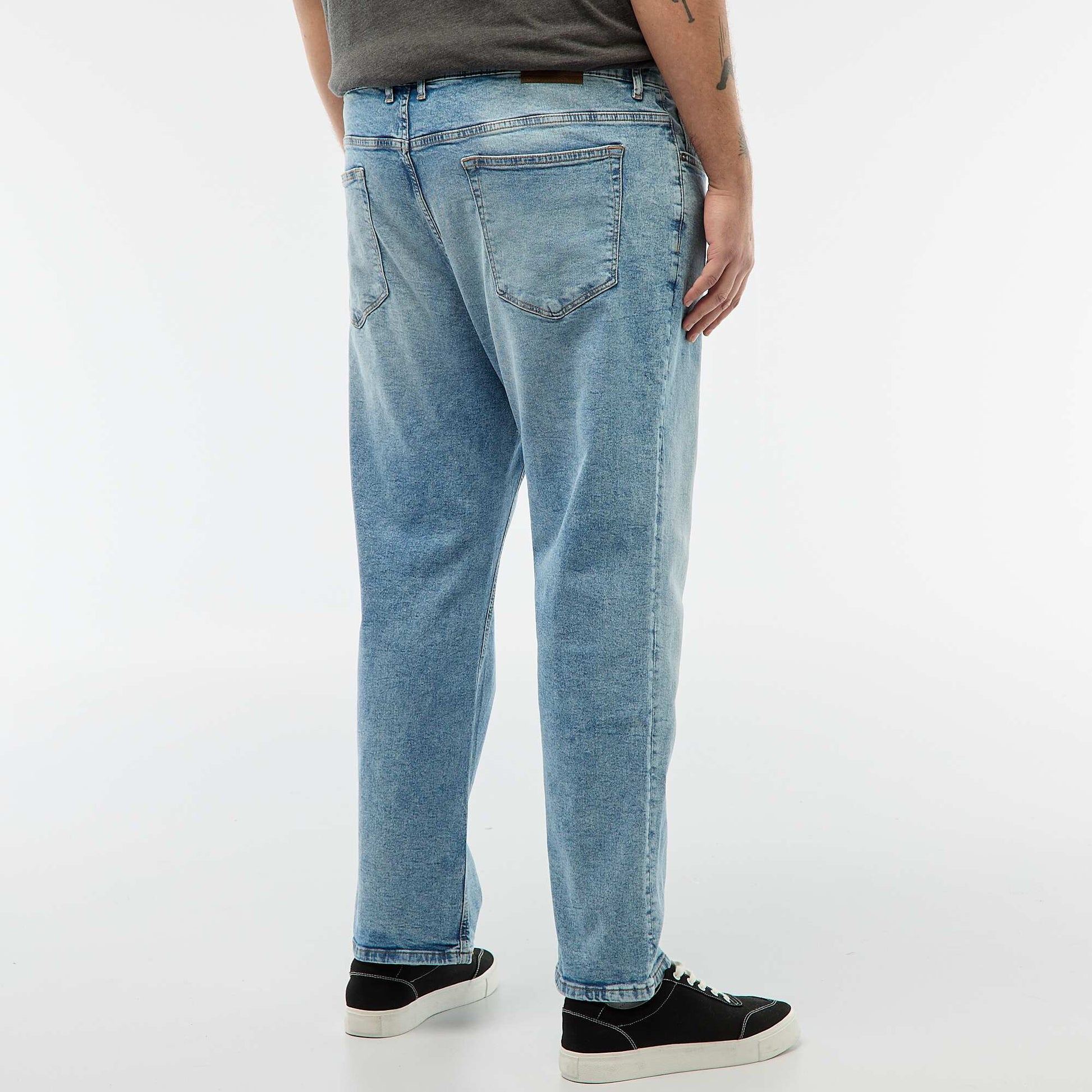 Regular fit / straight leg jeans with 5 pockets BLUE