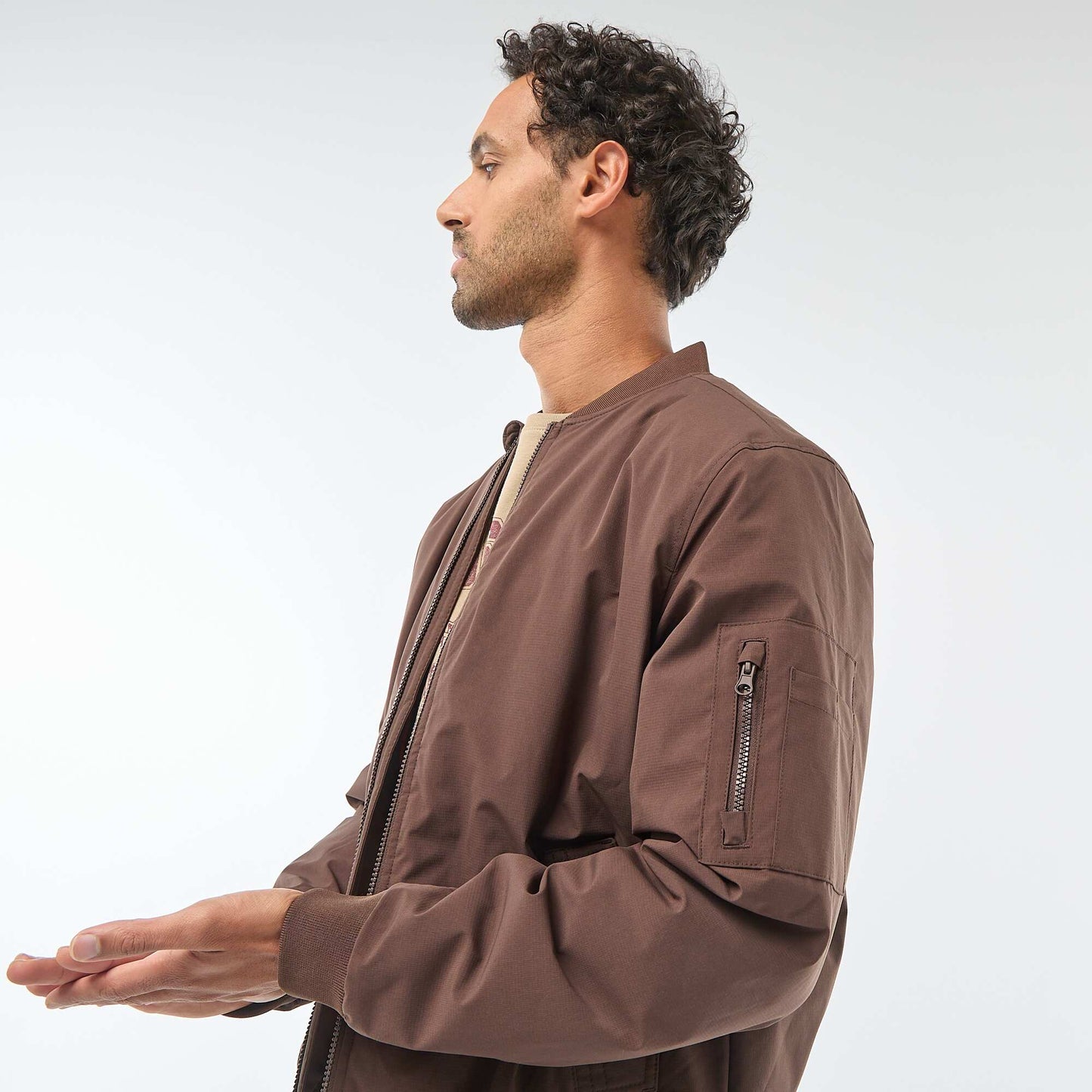 Aviator-Style Jacket with Zipped Sleeve Pocket BROWN