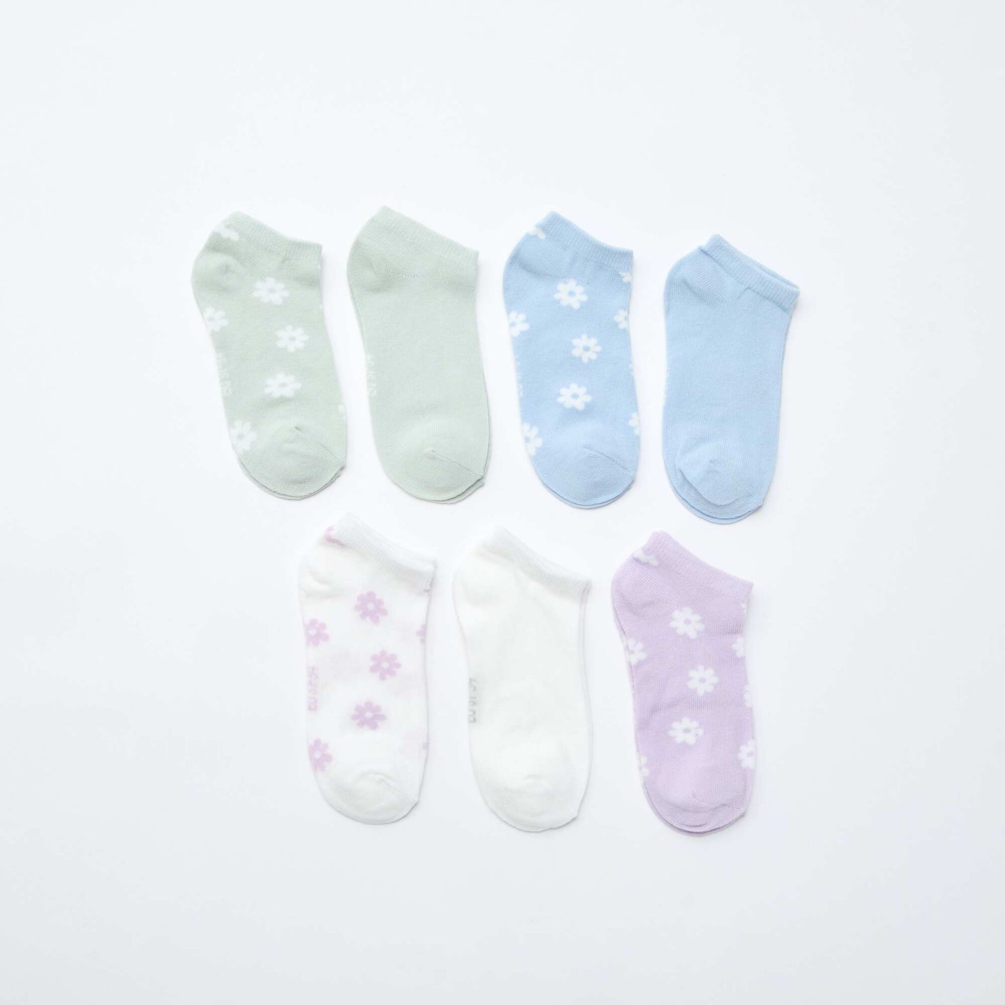 7-Pack of Invisible Ankle Socks GREEN