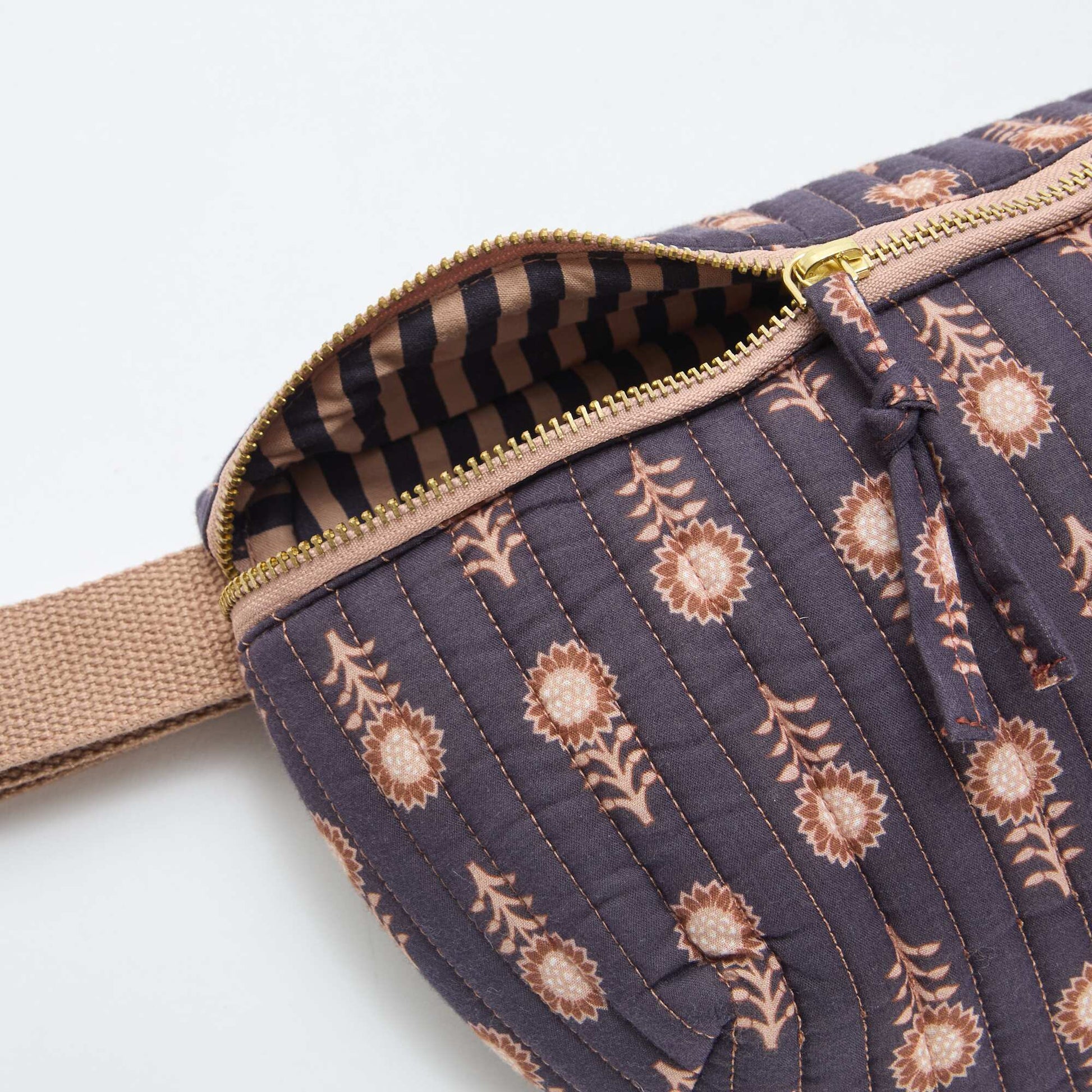 Novelty Print Belt Bag PURPLE