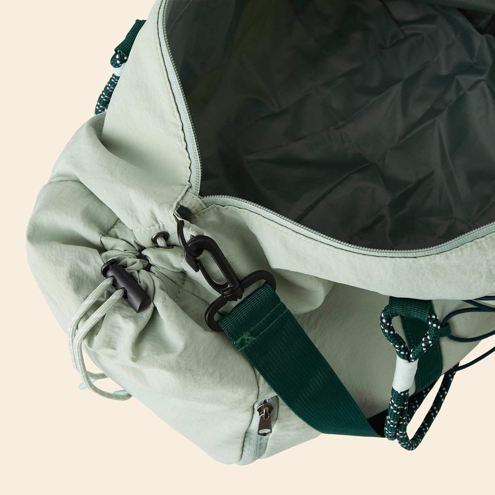 Sports bag with outer pockets and shoe compartment GREEN