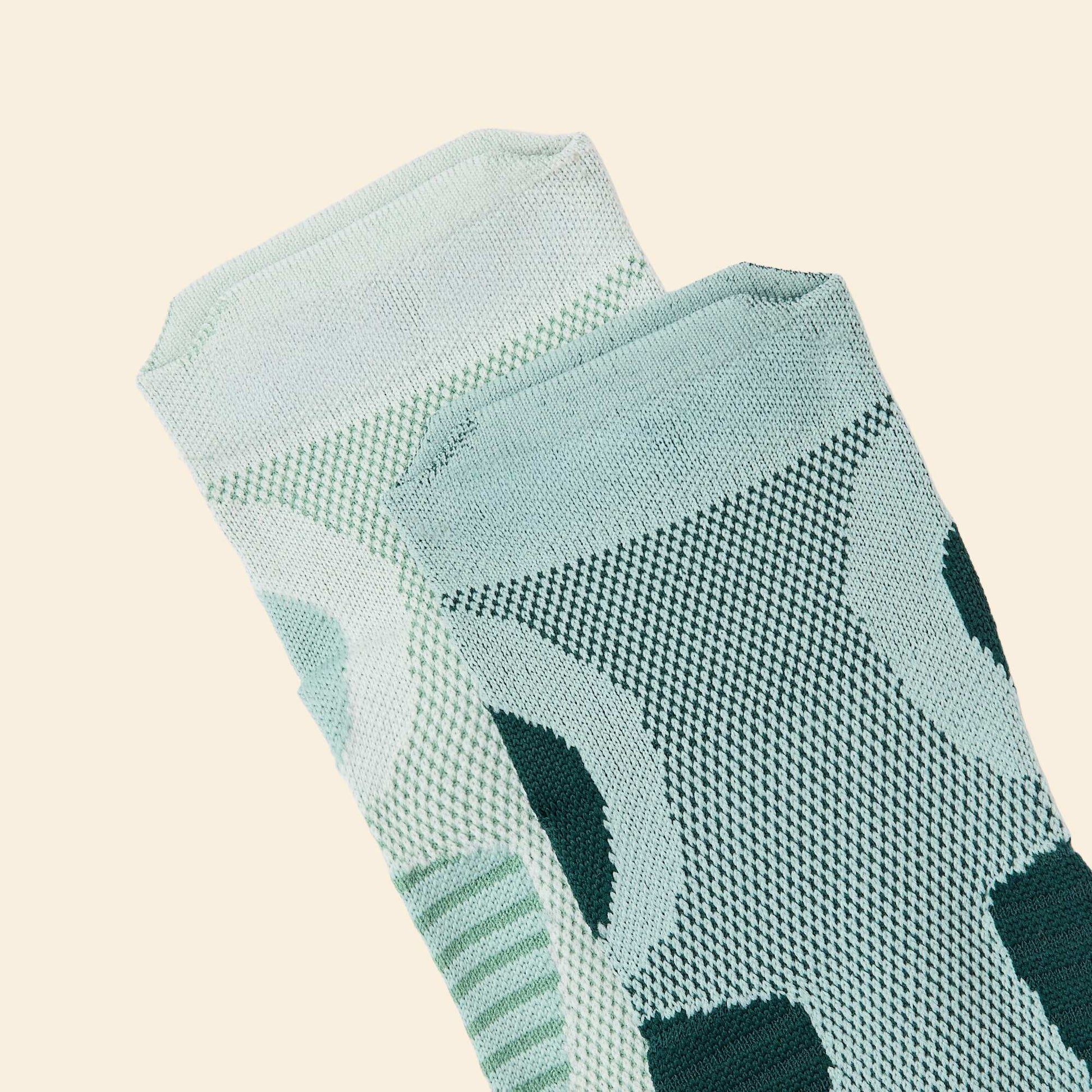 Pack of 2 Pairs of Solid Color Compression Knee High Socks GREEN