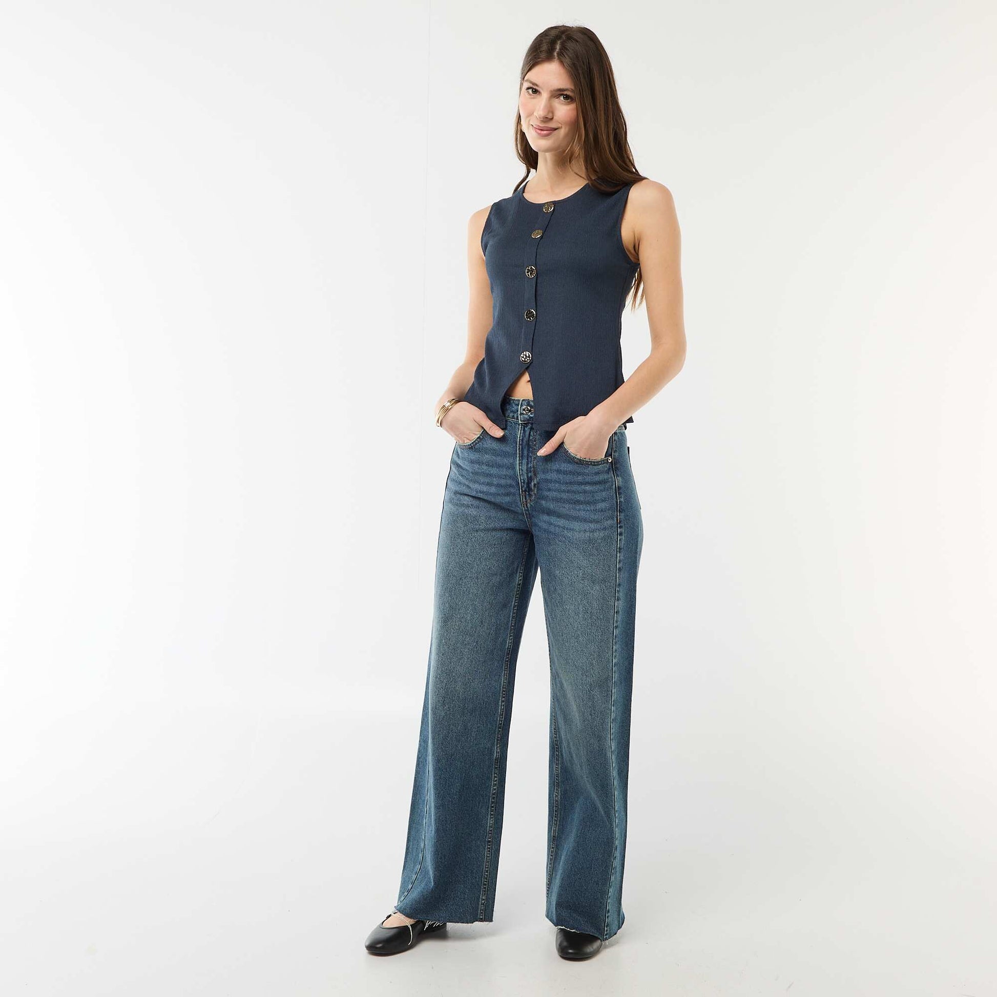 Sleeveless Top with Hammered Gold Button Opening BLUE