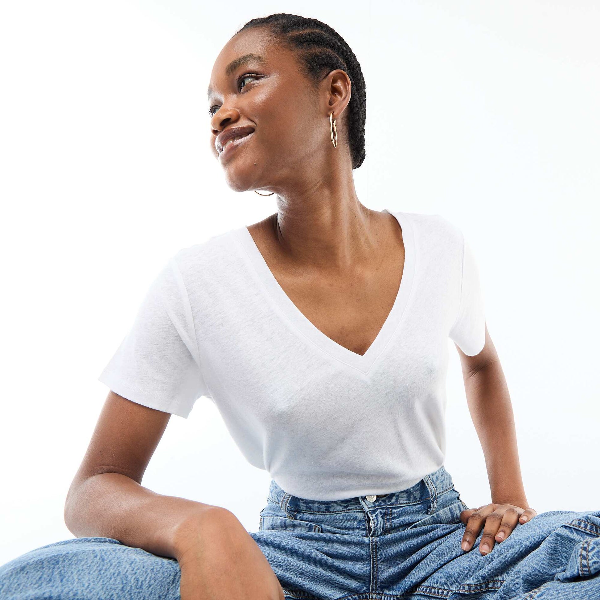 Basic V-neck Short-Sleeve T-shirt WHITE