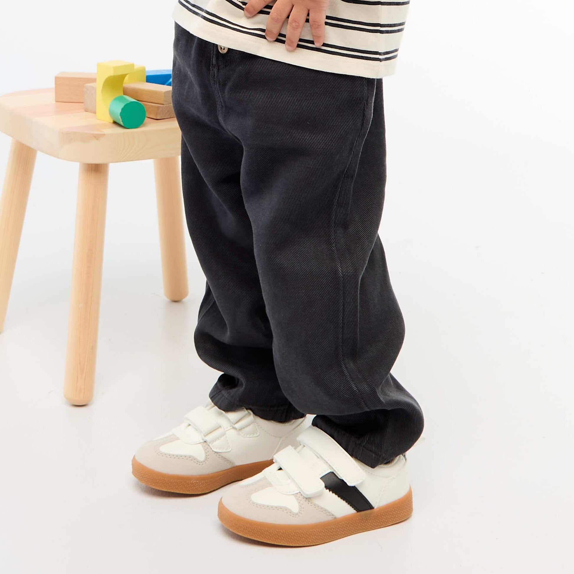 Relaxed Fit Soft Fabric Plain Trousers BLACK