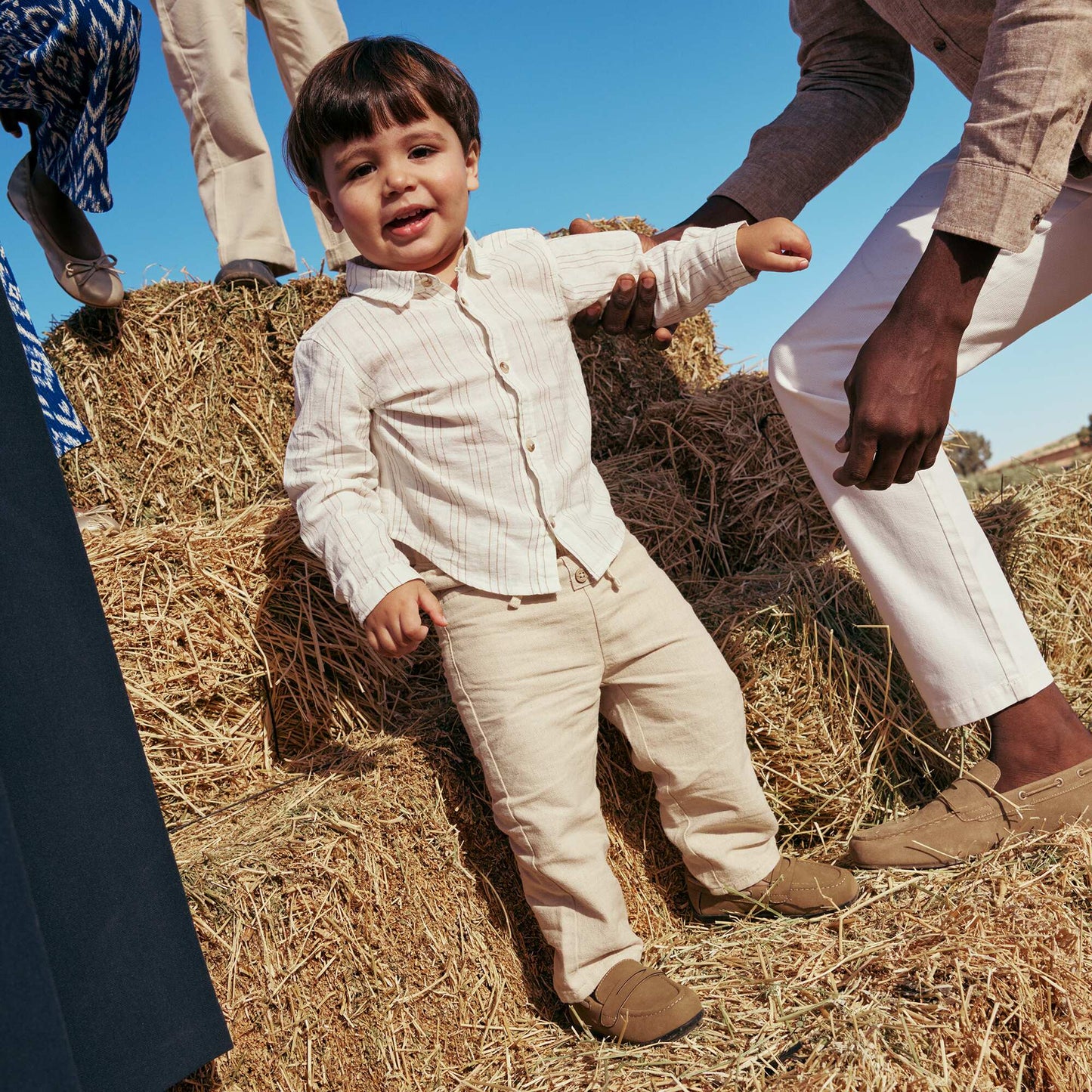 White Trousers with Thin Stripes BEIGE