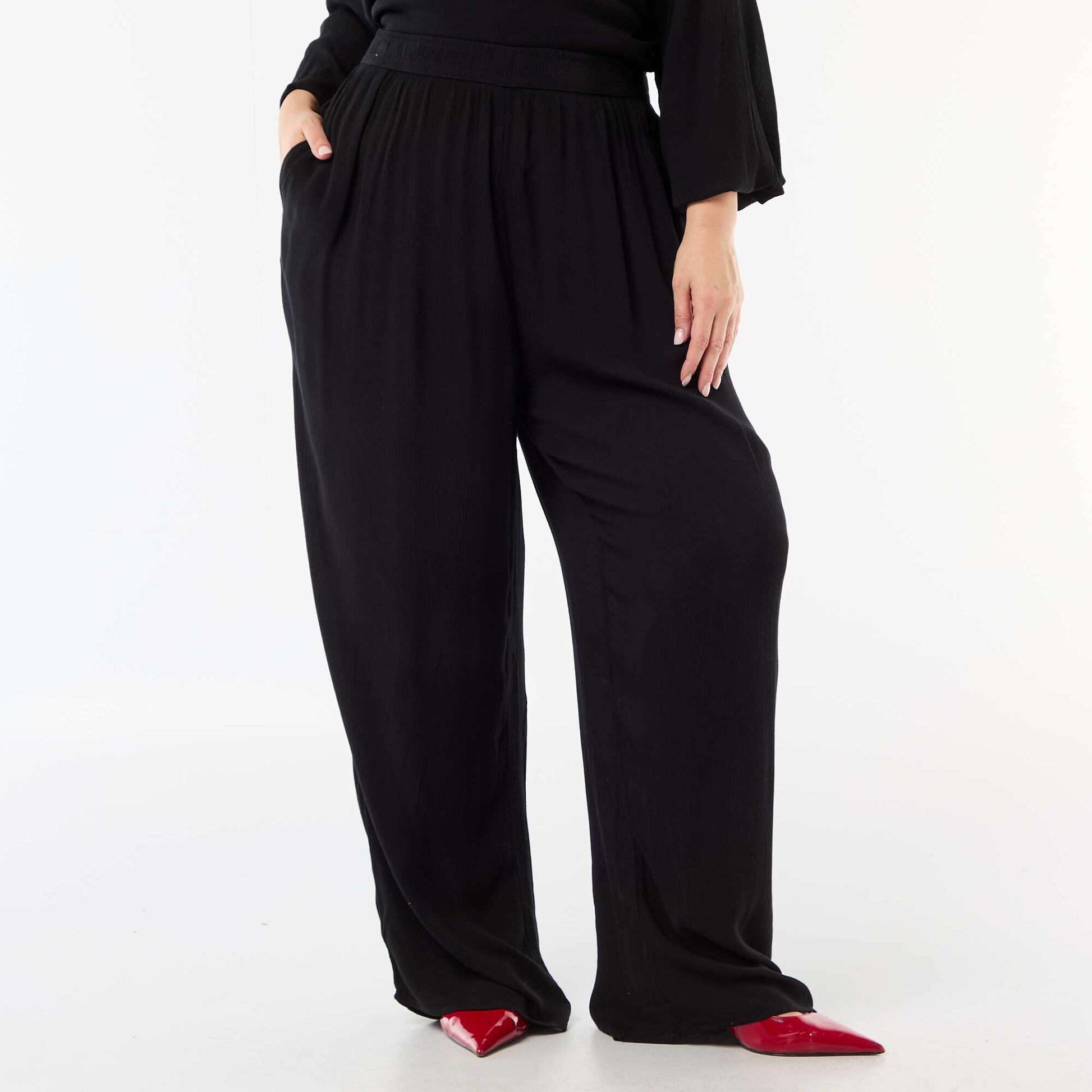 Wide-Leg Crepe Knit Pants BLACK