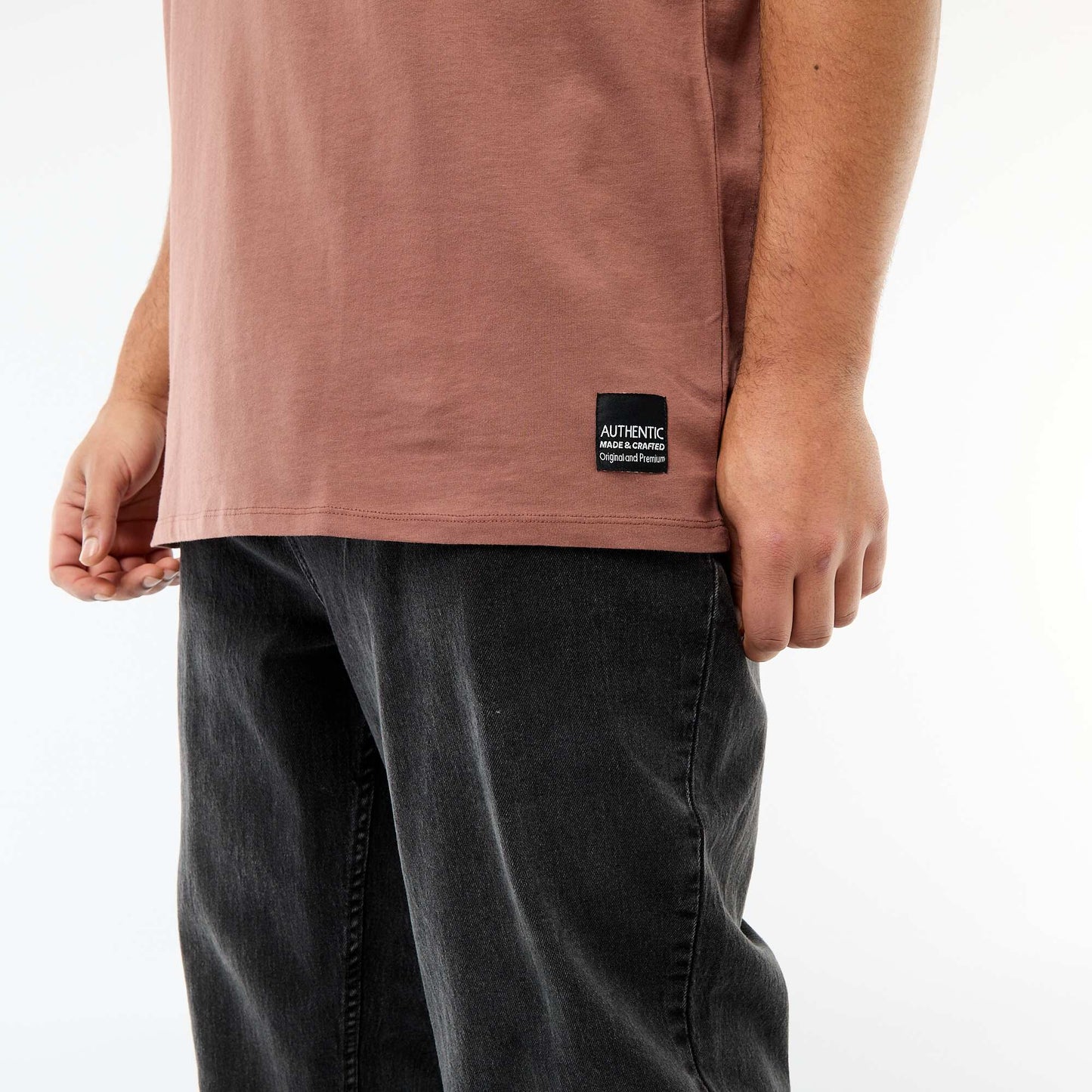 Short-Sleeve Jersey Knit T-Shirt BROWN