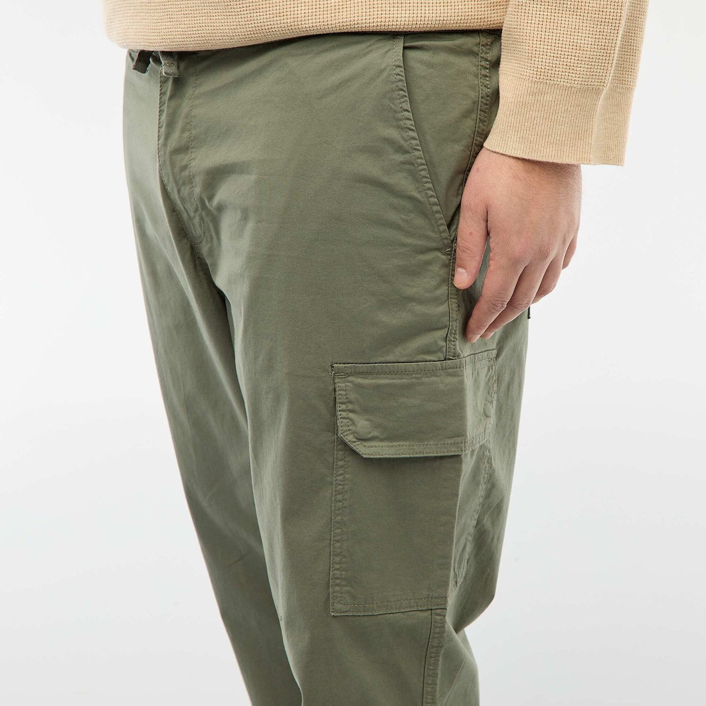 Multi-pocket straight leg / regular fit trousers GREEN