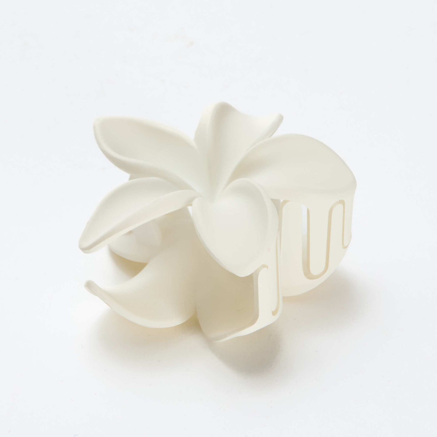 Large Flower-Shaped Claw Clip WHITE