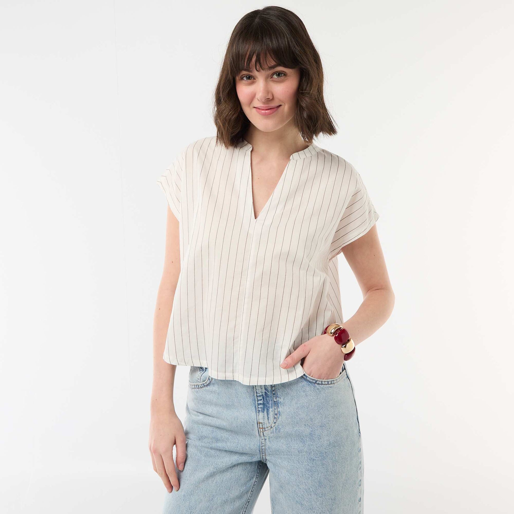 Short-Sleeved V-Neck Blouse WHITE