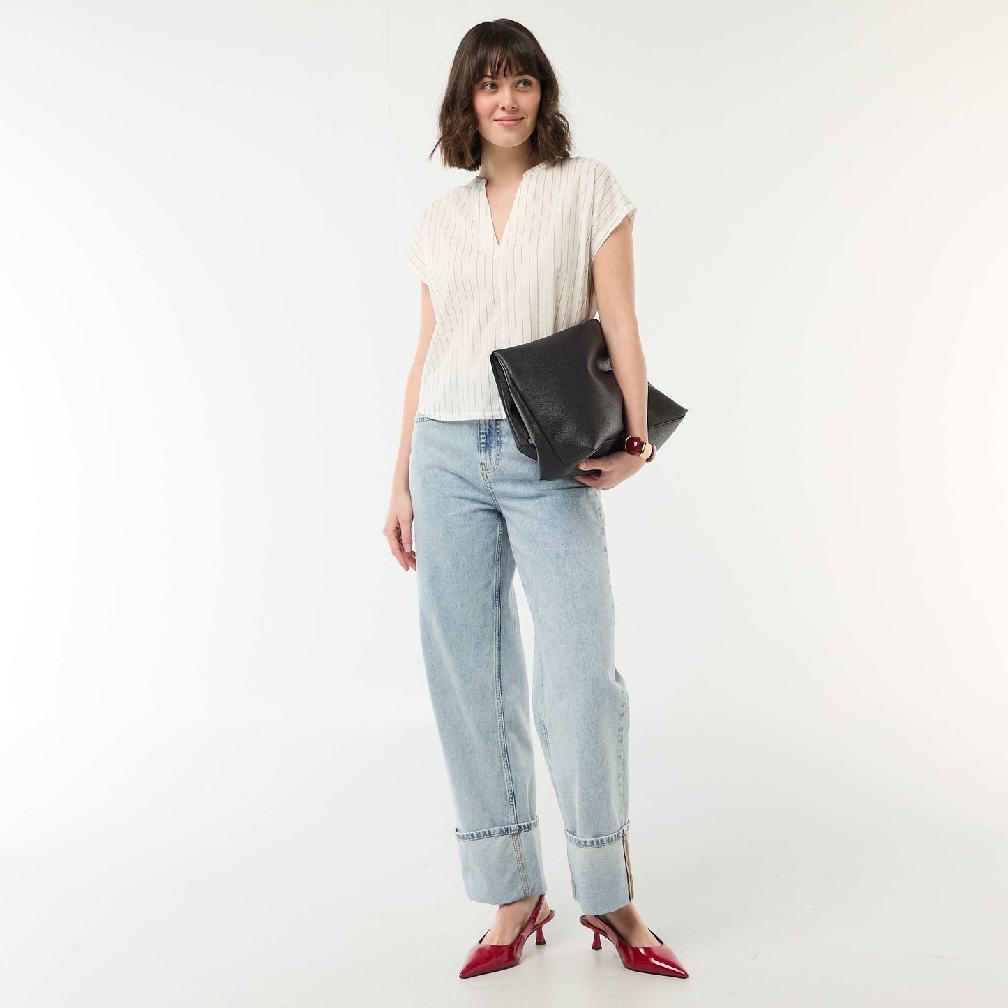 Short-Sleeved V-Neck Blouse WHITE