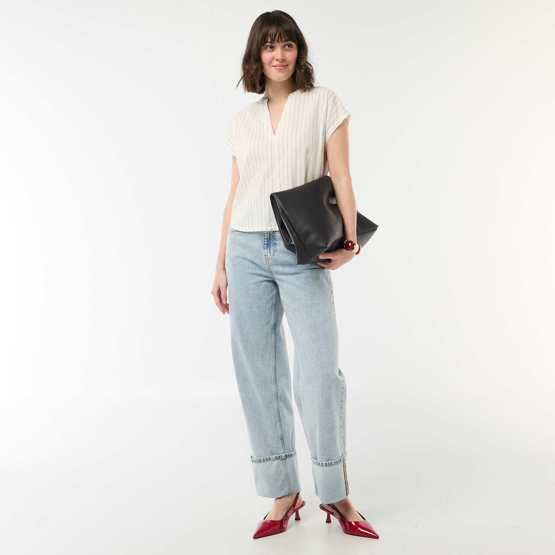 Short-Sleeved V-Neck Blouse WHITE