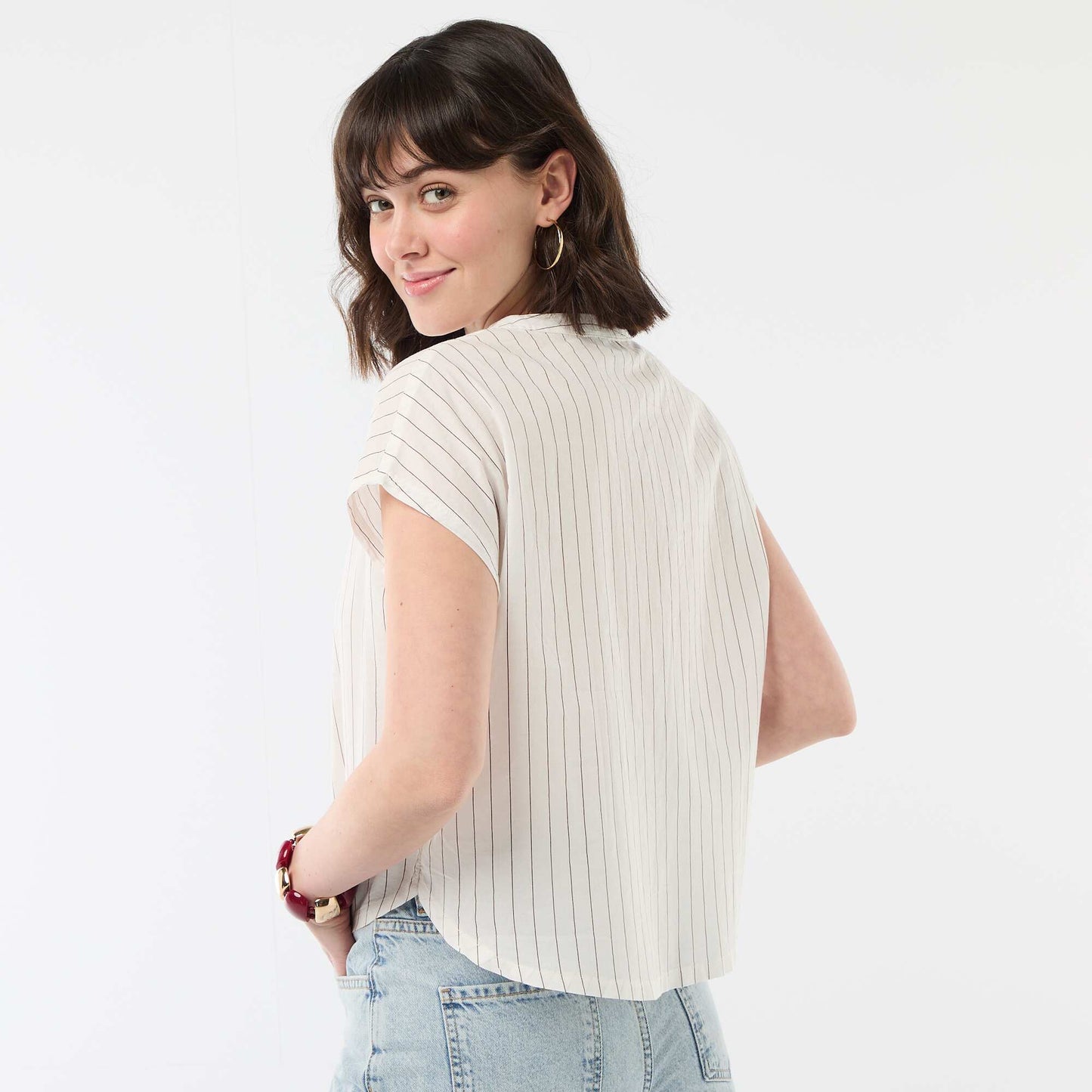 Short-Sleeved V-Neck Blouse WHITE