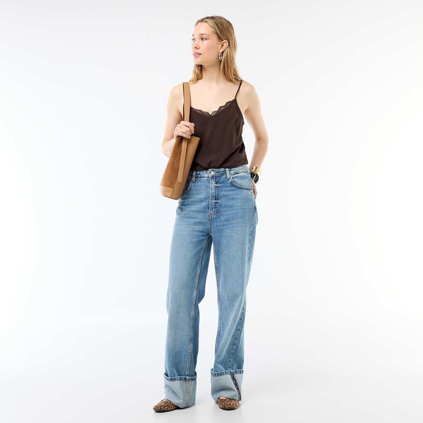 Tank top with thin adjustable straps and lace collar BROWN