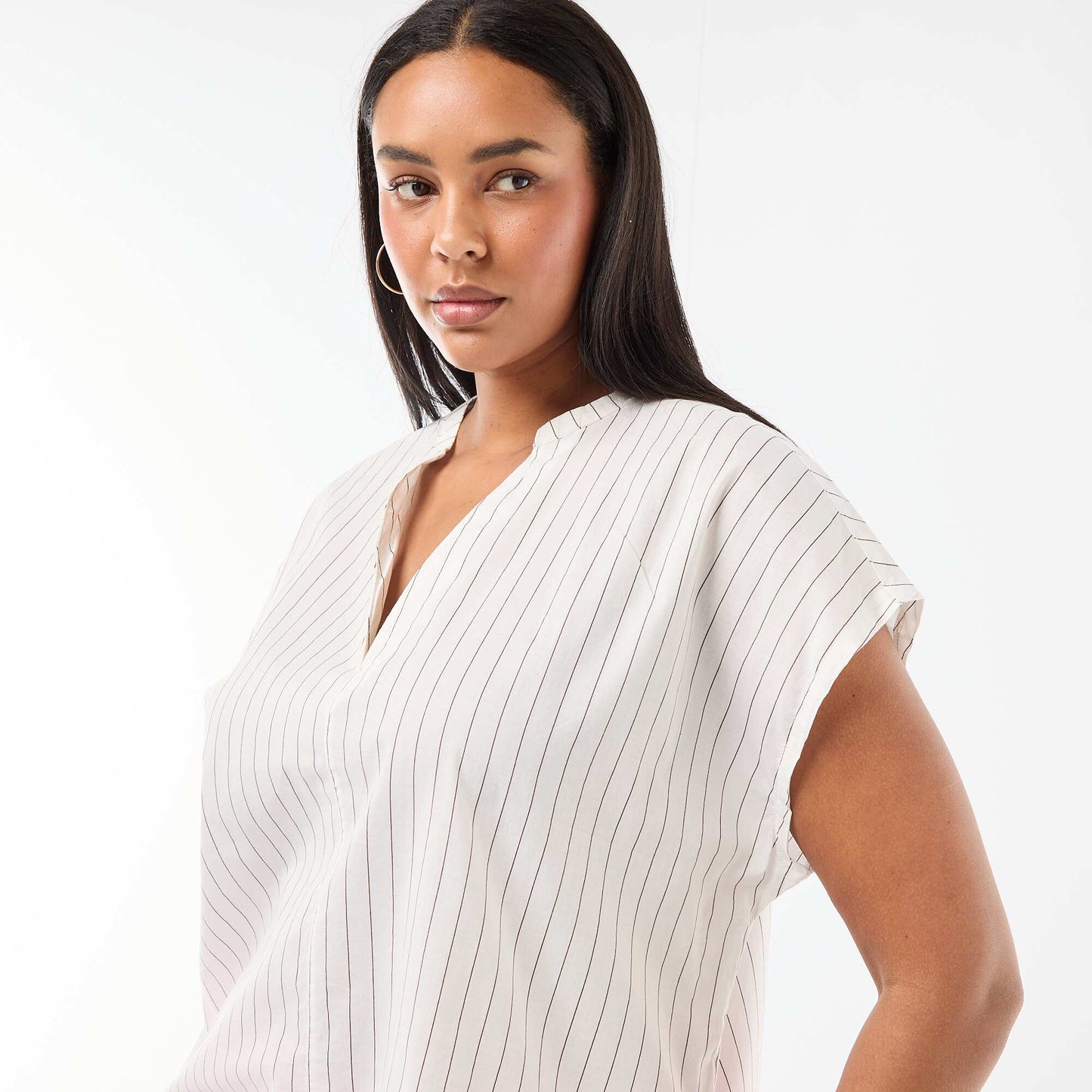Lightweight Short-Sleeve Blouse WHITE