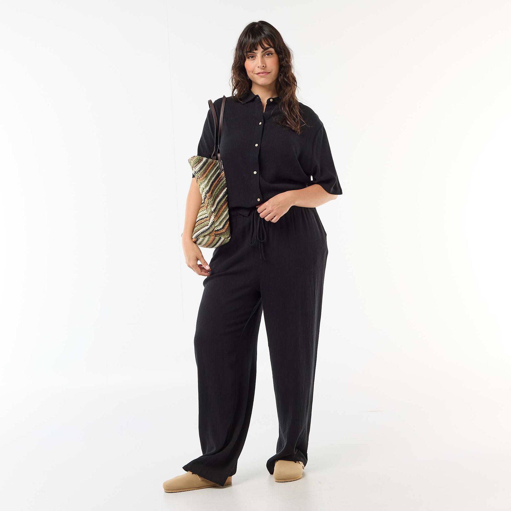 Button-Down Short-Sleeve Shirt BLACK