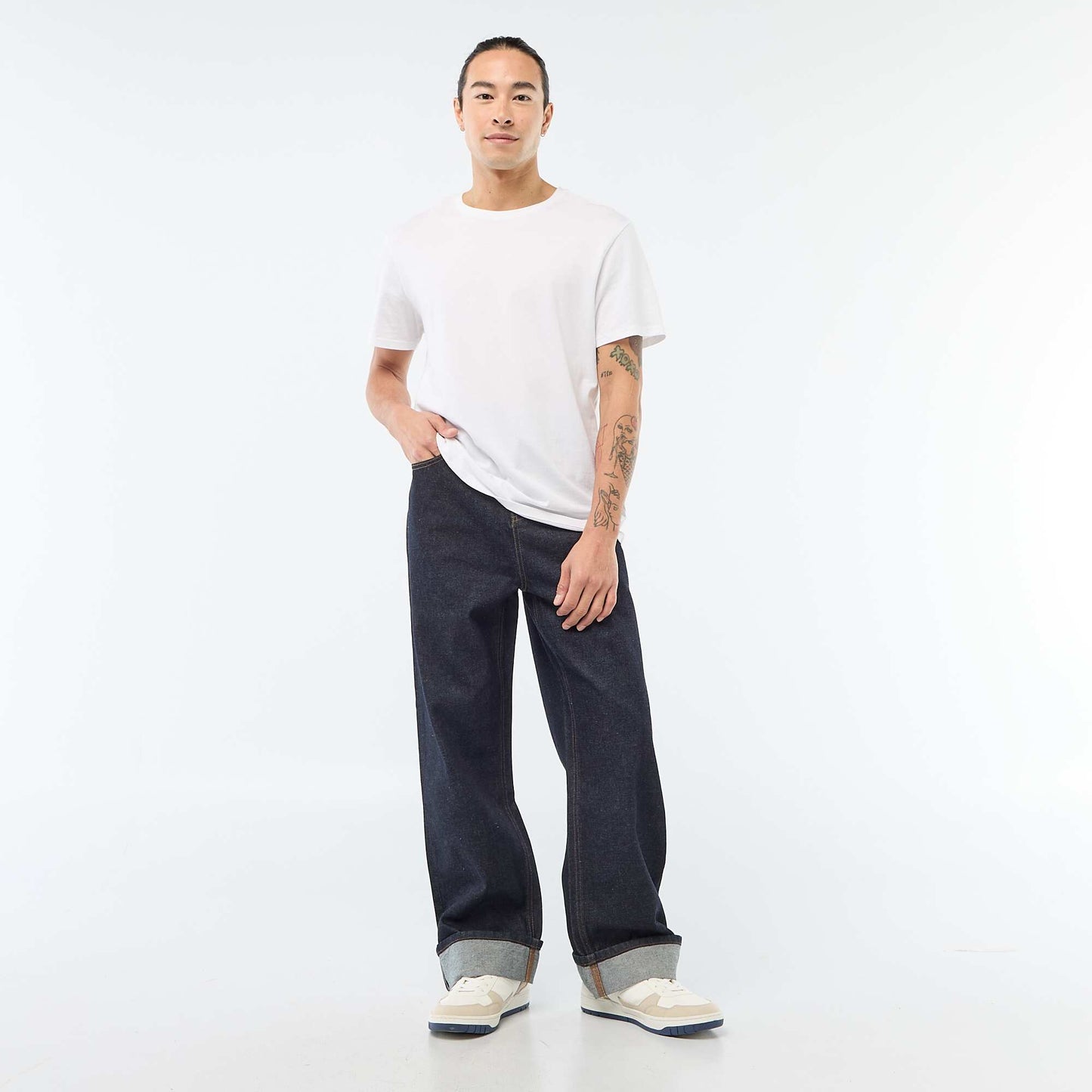 Regular Jeans with Cuffed Hem - L32 BLUE