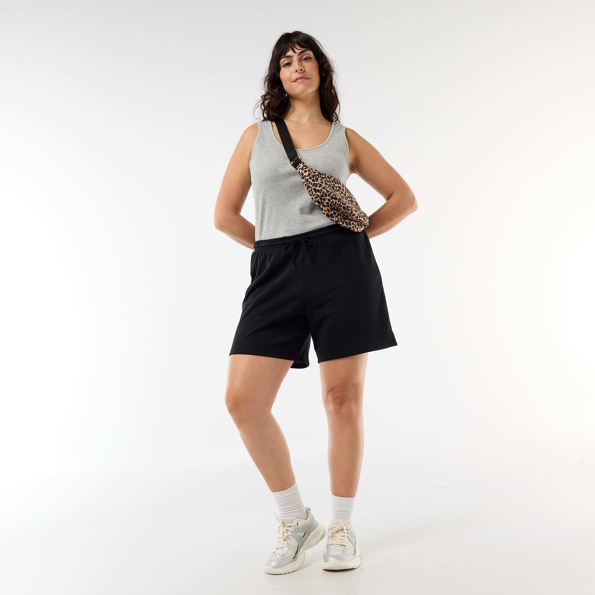 Solid Light Fleece Shorts BLACK