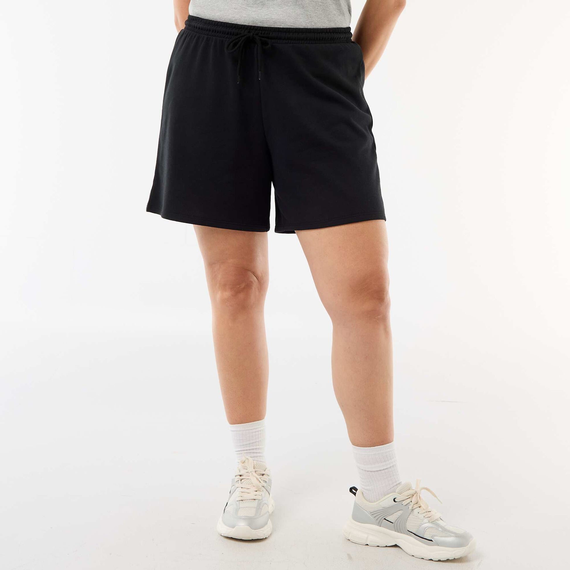 Solid Light Fleece Shorts BLACK