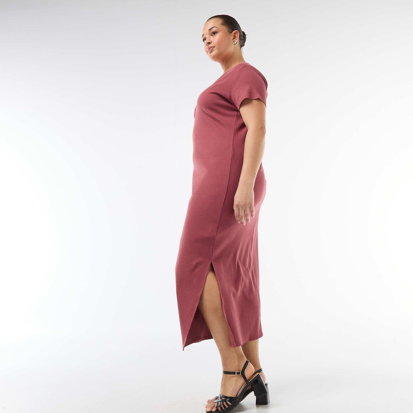 Ribbed Knit Maxi Dress with Short Sleeves RED