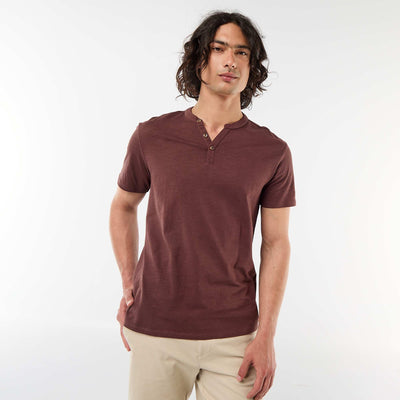Short-Sleeved Tunisian Collar T-Shirt BROWN