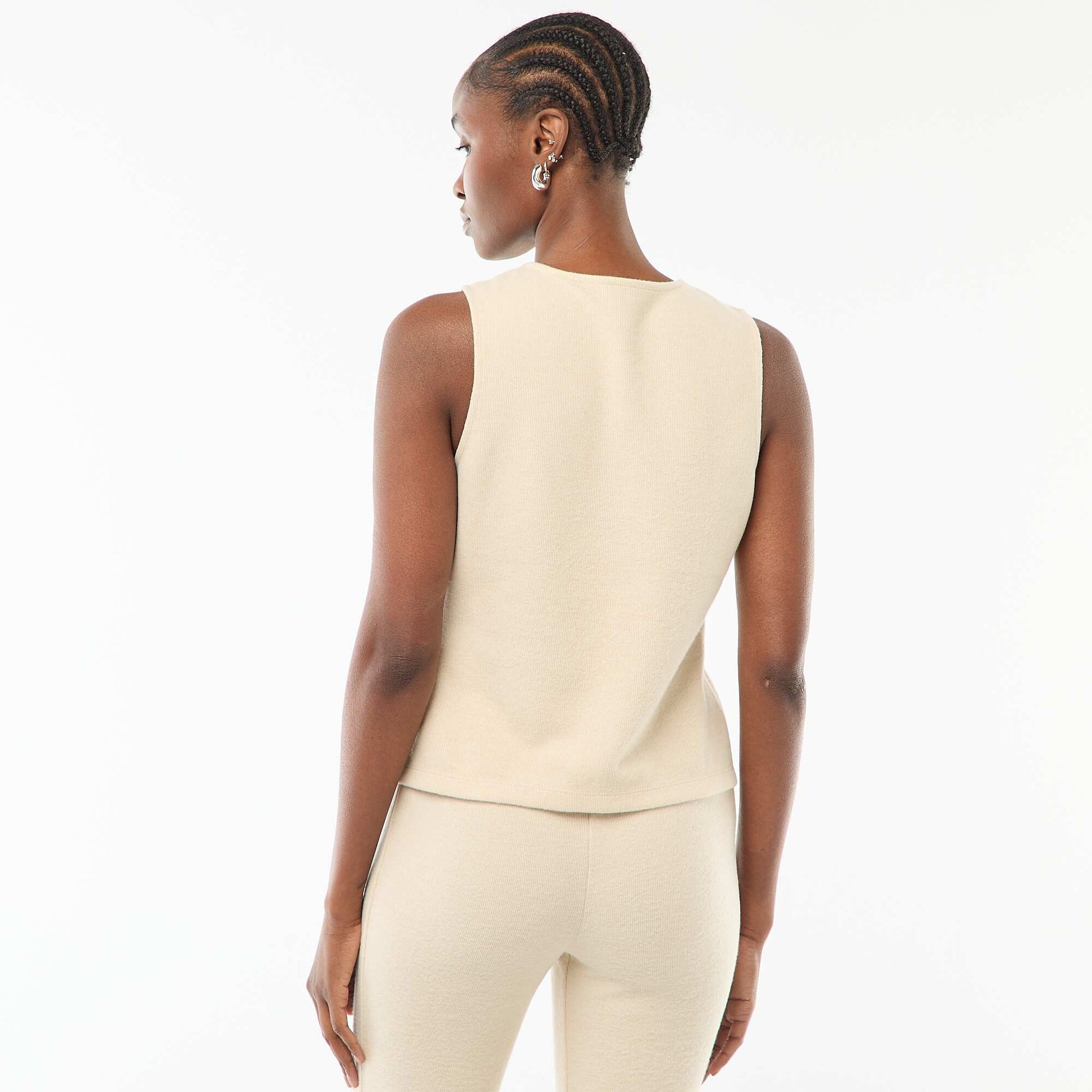Sleeveless Knit Top with Button Detail BEIGE