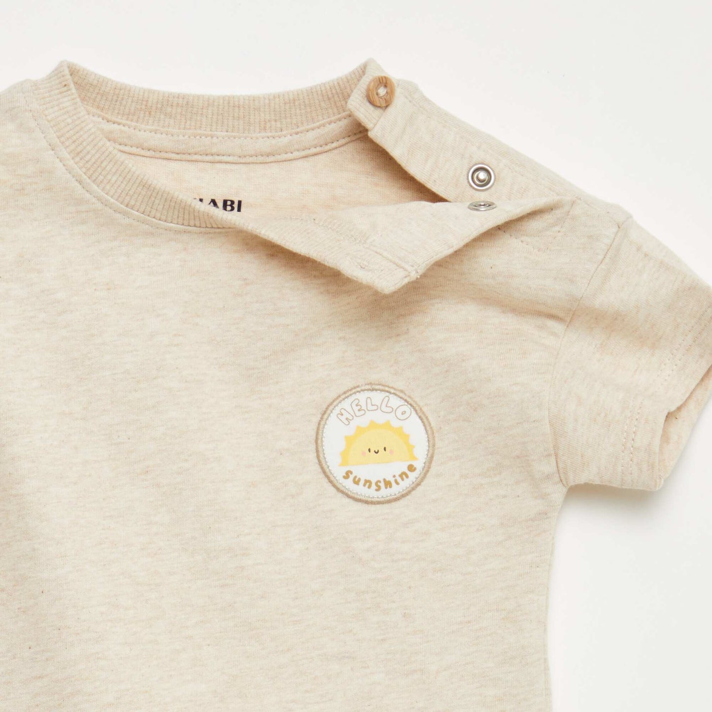 T-shirt with embroidery on chest BEIGE