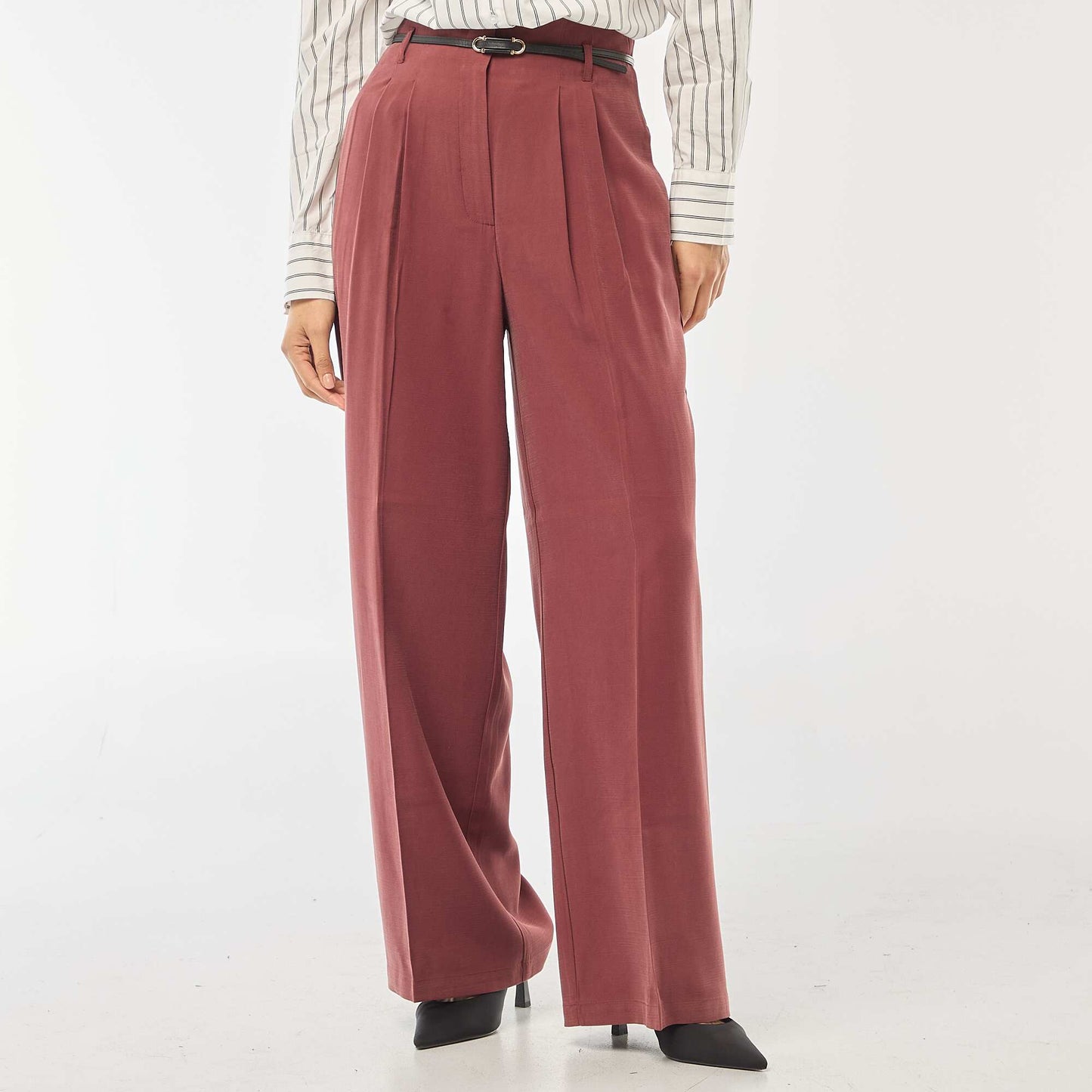 Pleated Pants with Built-In Belt RED