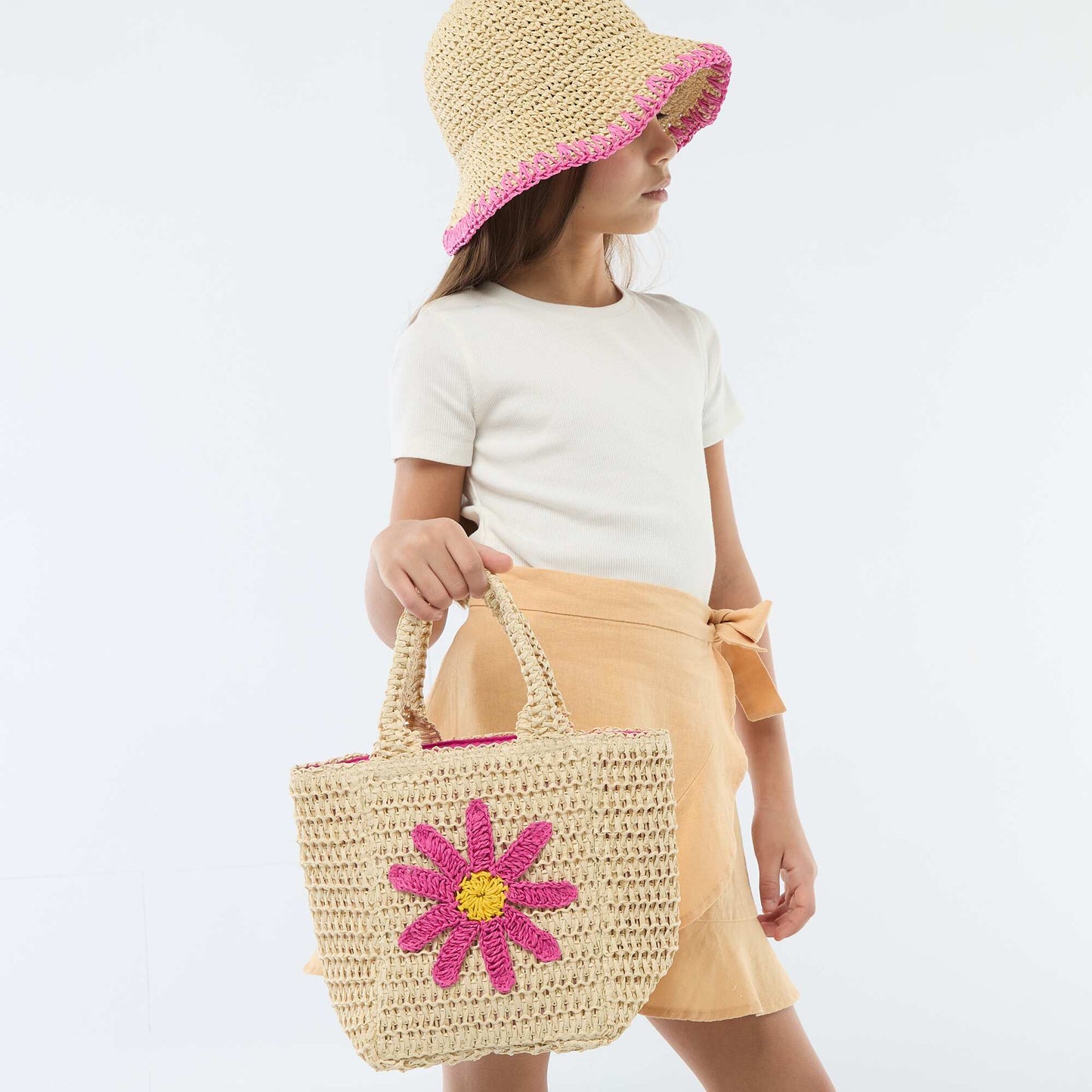 Basket bag with flower patch PINK
