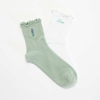 2-Pack of Embroidered Socks with Ruffled Edges WHITE