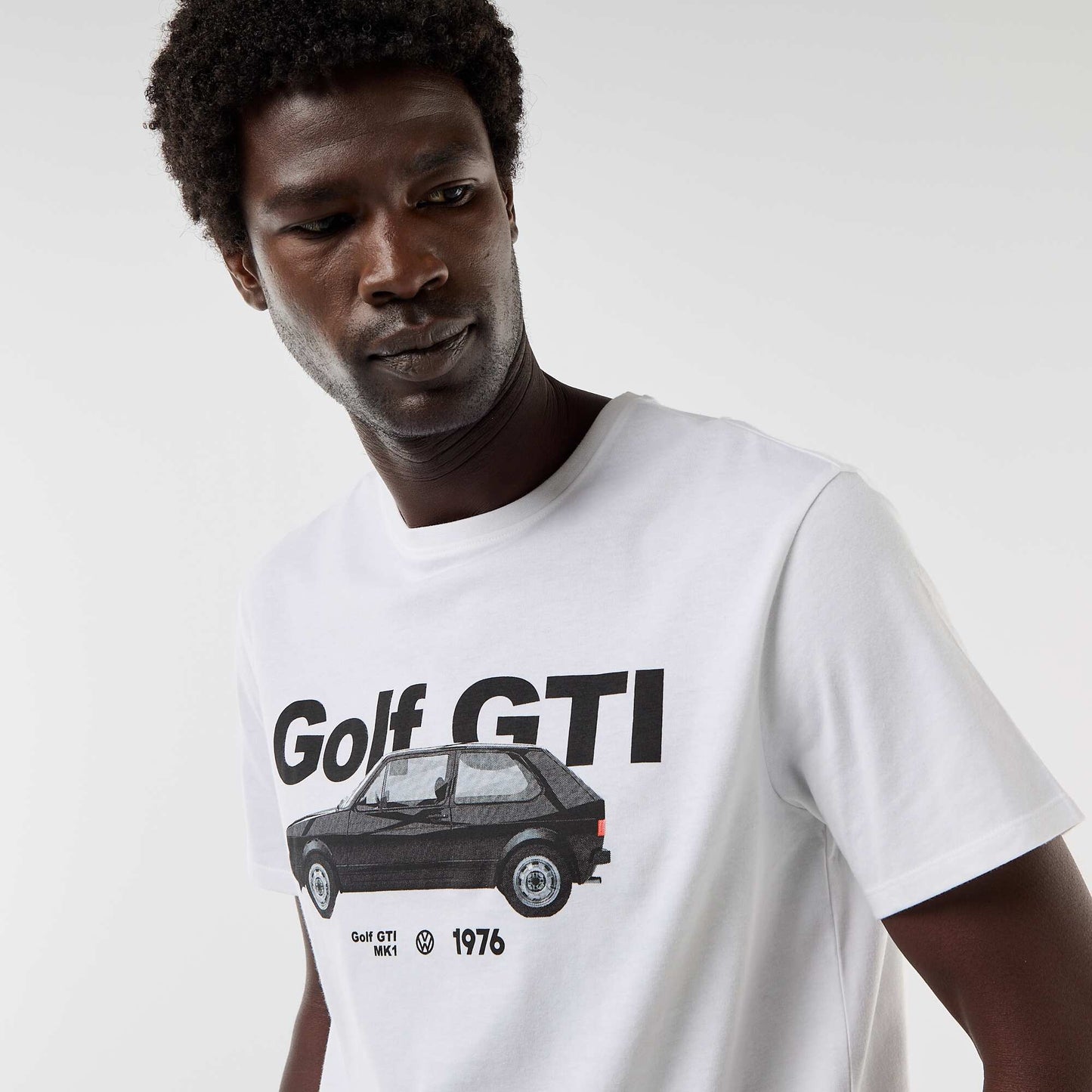 T-shirt celebrating the Volkswagen 'Golf GTI' WHITE