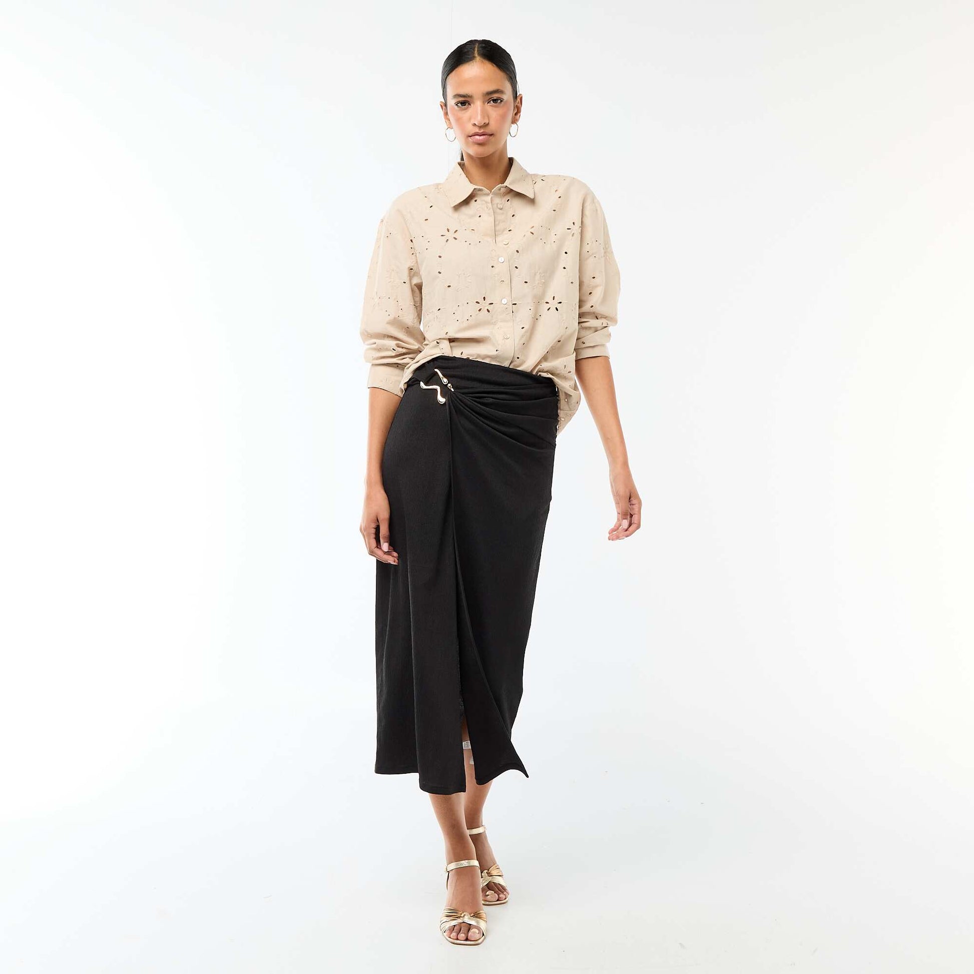 Long skirt with gold buckle at the waist BLACK