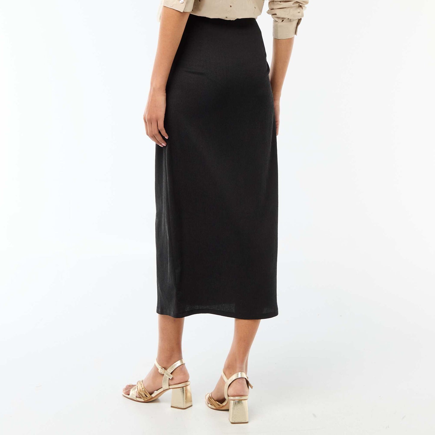 Long skirt with gold buckle at the waist BLACK