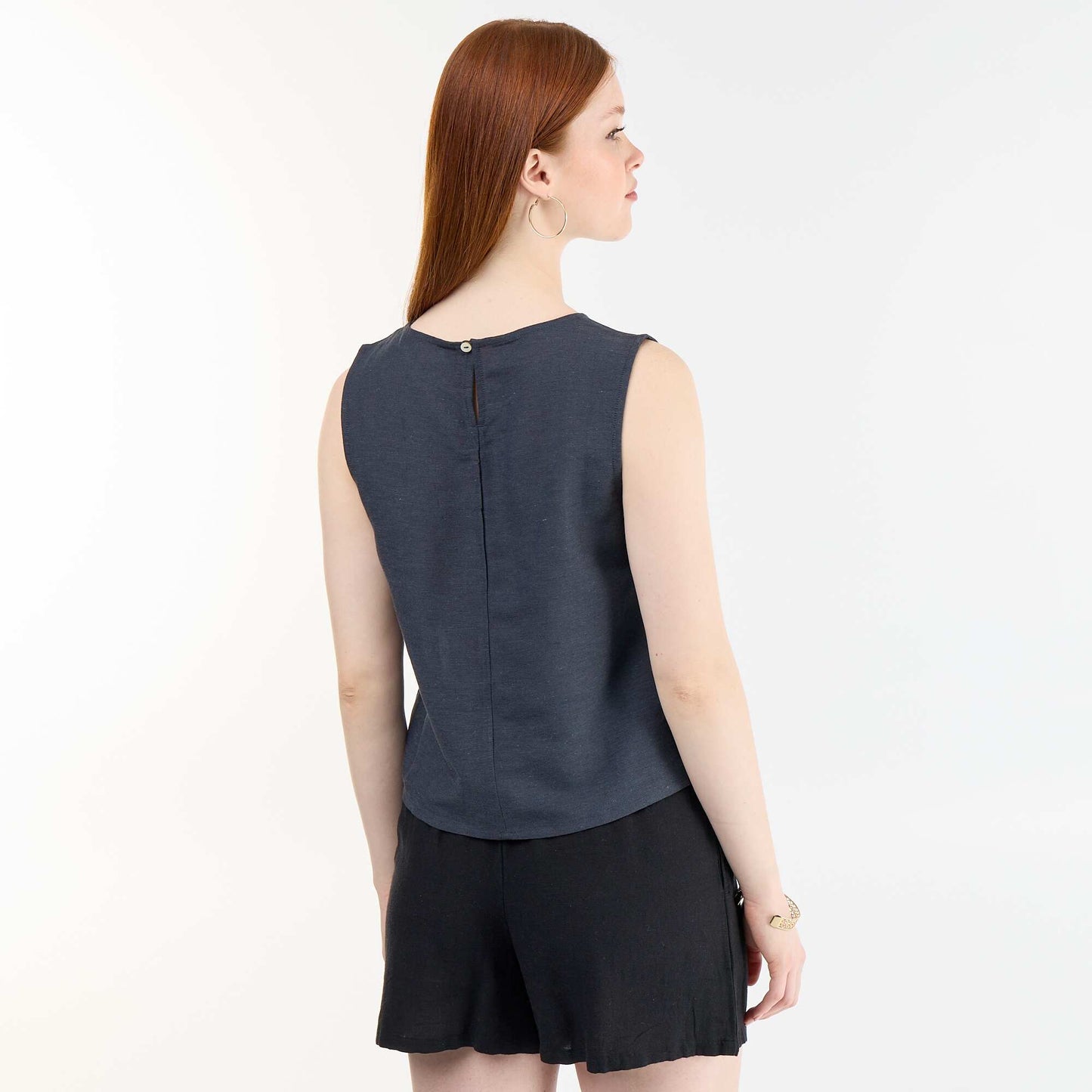 Sleeveless Round-Neck Top BLUE