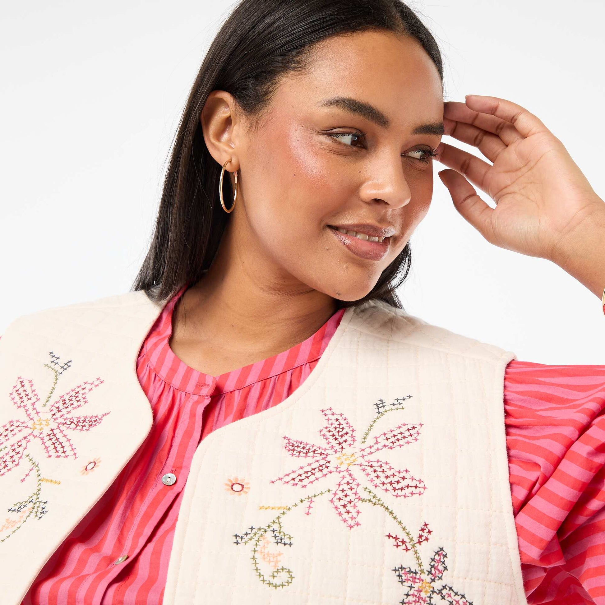 Quilted Vest with Embroidery BEIGE